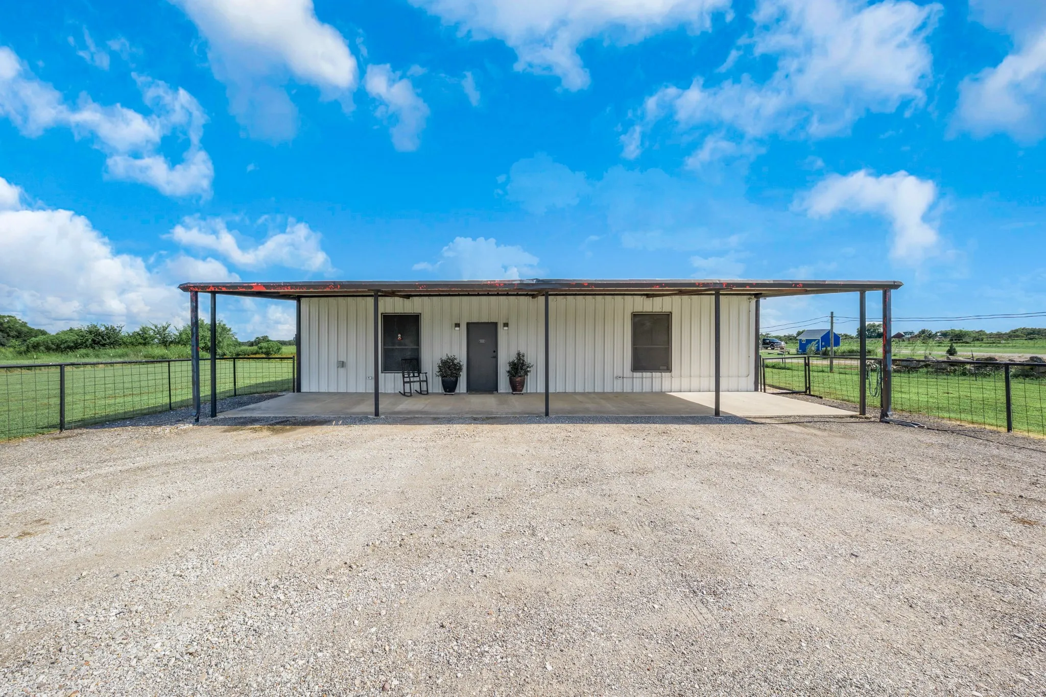 Business For Sale in Hopkins County , 8505 W Interstate Highway 30, Cumby, Texas 75433, 0, 0, Garage spaces, 1,728 Sqft, built in 2002, Preowned, mls#21223533, Real Estate Agent in Cumby, Homes For Sale in Hopkins county, Homes For Sale in Cumby, Realtor in Cumby Texas, Real Estate Brokerage Independent Realty Texas, Luminita Cordes Realtor