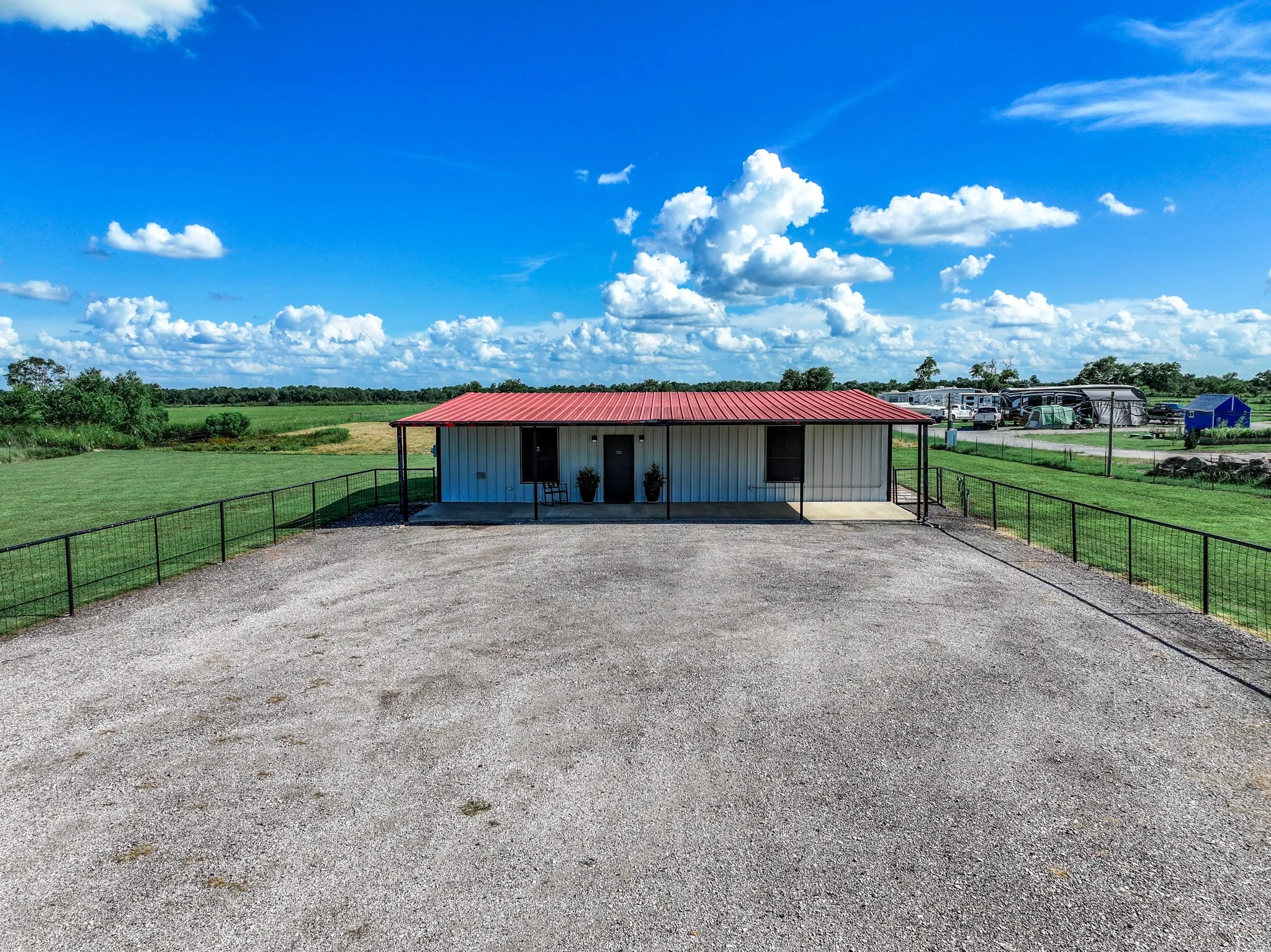 Business For Sale in Hopkins County , 8505 W Interstate Highway 30, Cumby, Texas 75433, 0, 0, Garage spaces, 1,728 Sqft, built in 2002, Preowned, mls#21223533, Real Estate Agent in Cumby, Homes For Sale in Hopkins county, Homes For Sale in Cumby, Realtor in Cumby Texas, Real Estate Brokerage Independent Realty Texas, Luminita Cordes Realtor