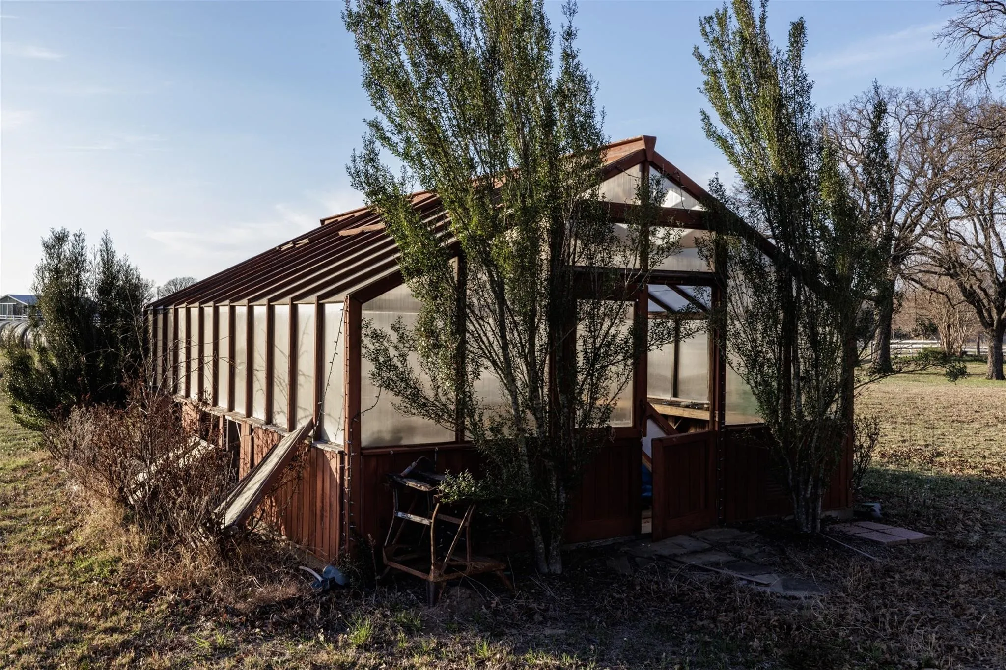 Single Family Residence For Sale in Hunt County , 6569 Fm 2947 4 acres, Quinlan, Texas 75474, 4 Bedroom, 4 Bathroom, 2 Garage spaces, 3,144 Sqft, built in 1986, mls#21217354, Real Estate Agent in Quinlan, Homes For Sale in Hunt county, Homes For Sale in Quinlan, Realtor in Quinlan Texas, Real Estate Brokerage Independent Realty Texas, Luminita Cordes Realtor