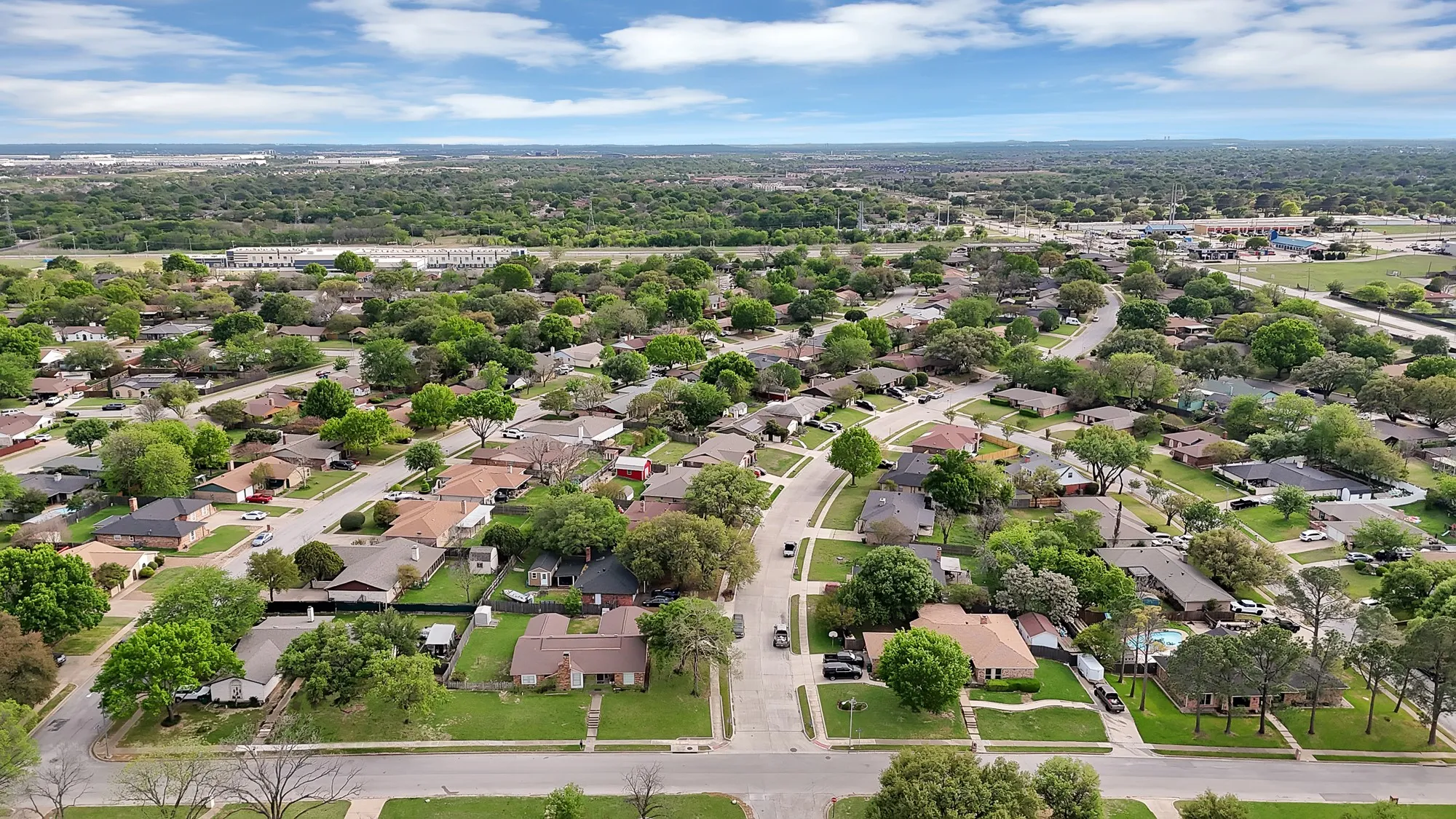 Single Family Residence For Sale in Tarrant County , 6305 Arthur Drive, Edgecliff Village, Texas 76134, 3 Bedroom, 2 Bathroom, 2 Garage spaces, 1,880 Sqft, built in 1975, mls#21223614, Real Estate Agent in Edgecliff Village, Homes For Sale in Tarrant county, Homes For Sale in Edgecliff Village, Realtor in Edgecliff Village Texas, Real Estate Brokerage Independent Realty Texas, Luminita Cordes Realtor