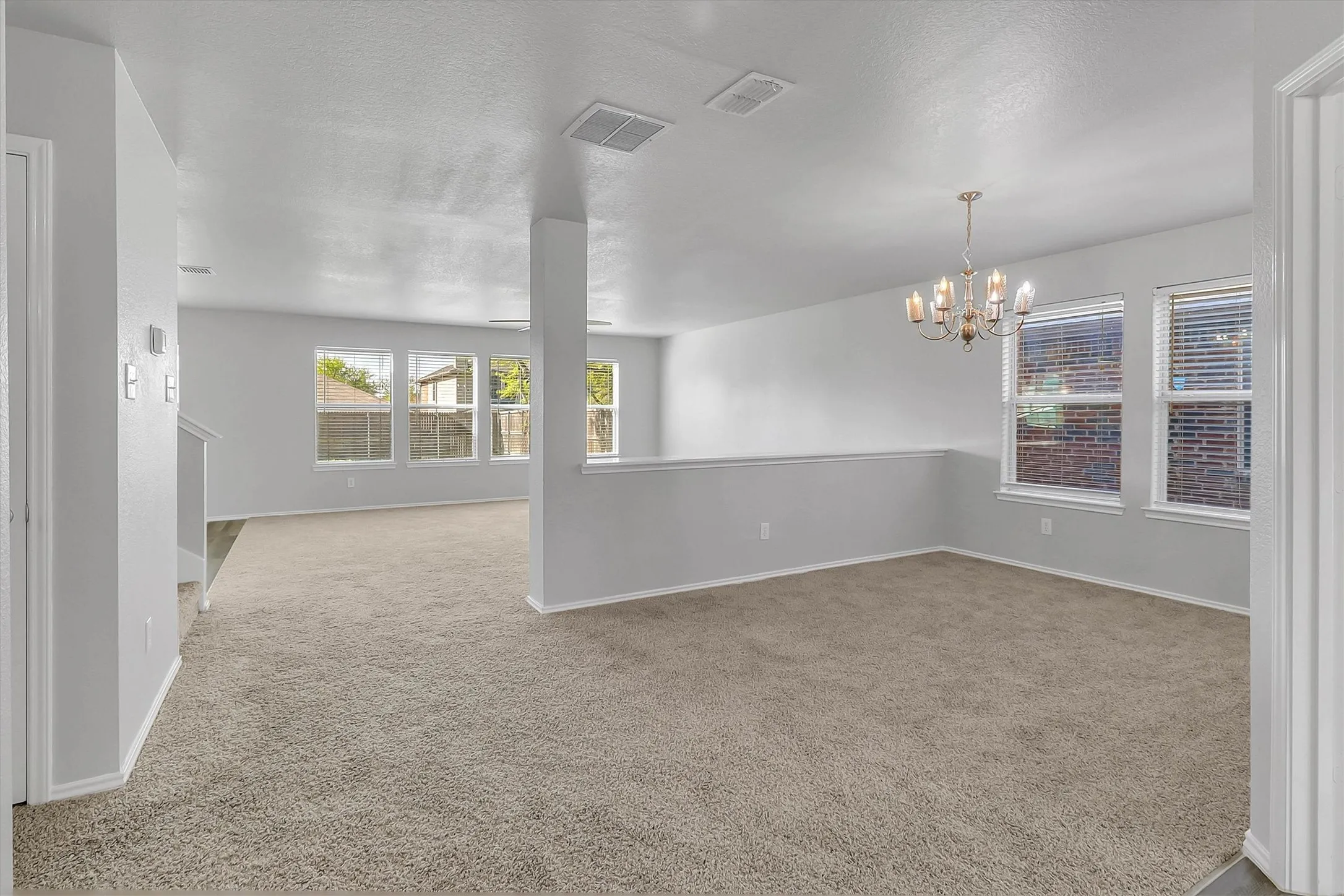 Single Family Residence For Sale in Collin County , 2045 Hanakoa Falls Drive, Anna, Texas 75409, 4 Bedroom, 3 Bathroom, 2 Garage spaces, 2,696 Sqft, built in 2005, mls#21215348, Real Estate Agent in Anna, Homes For Sale in Collin county, Homes For Sale in Anna, Realtor in Anna Texas, Real Estate Brokerage Independent Realty Texas, Luminita Cordes Realtor