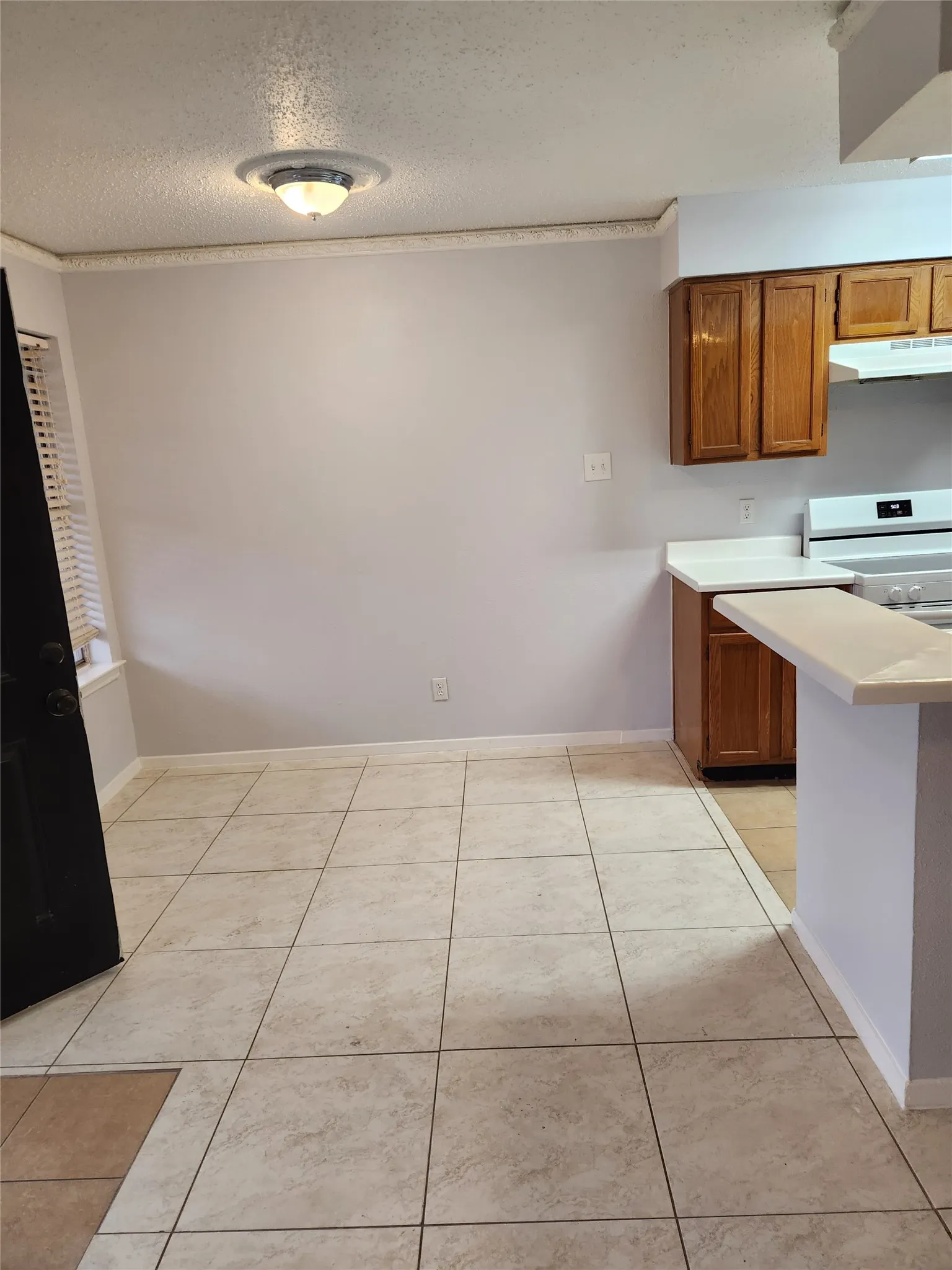 Condominium For Sale in Dallas County , 3624 Parkridge Drive 213, Dallas, Texas 75234, 1 Bedroom, 1 Bathroom, Garage spaces, 661 Sqft, built in 1982, Price $85,000, mls#21223744, Real Estate Agent in Dallas, Homes For Sale in Dallas county, Homes For Sale in Dallas, Realtor in Dallas Texas, Real Estate Brokerage Independent Realty Texas, Luminita Cordes Realtor