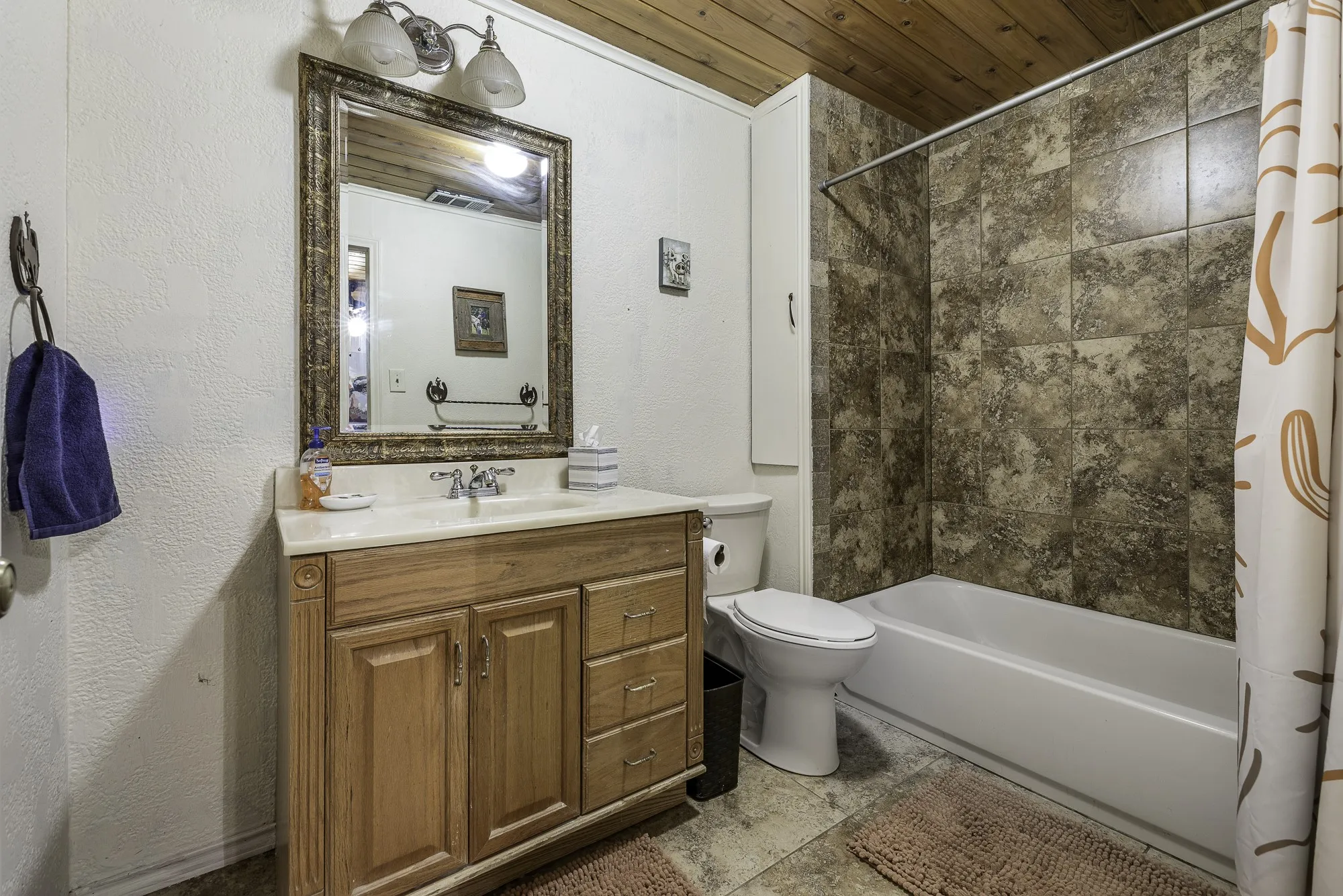 Single Family Residence For Sale in Comanche County , 951 County Road 347, Dublin, Texas 76446, 3 Bedroom, 3 Bathroom, Garage spaces, 1,794 Sqft, built in 1999, mls#21223753, Real Estate Agent in Dublin, Homes For Sale in Comanche county, Homes For Sale in Dublin, Realtor in Dublin Texas, Real Estate Brokerage Independent Realty Texas, Luminita Cordes Realtor