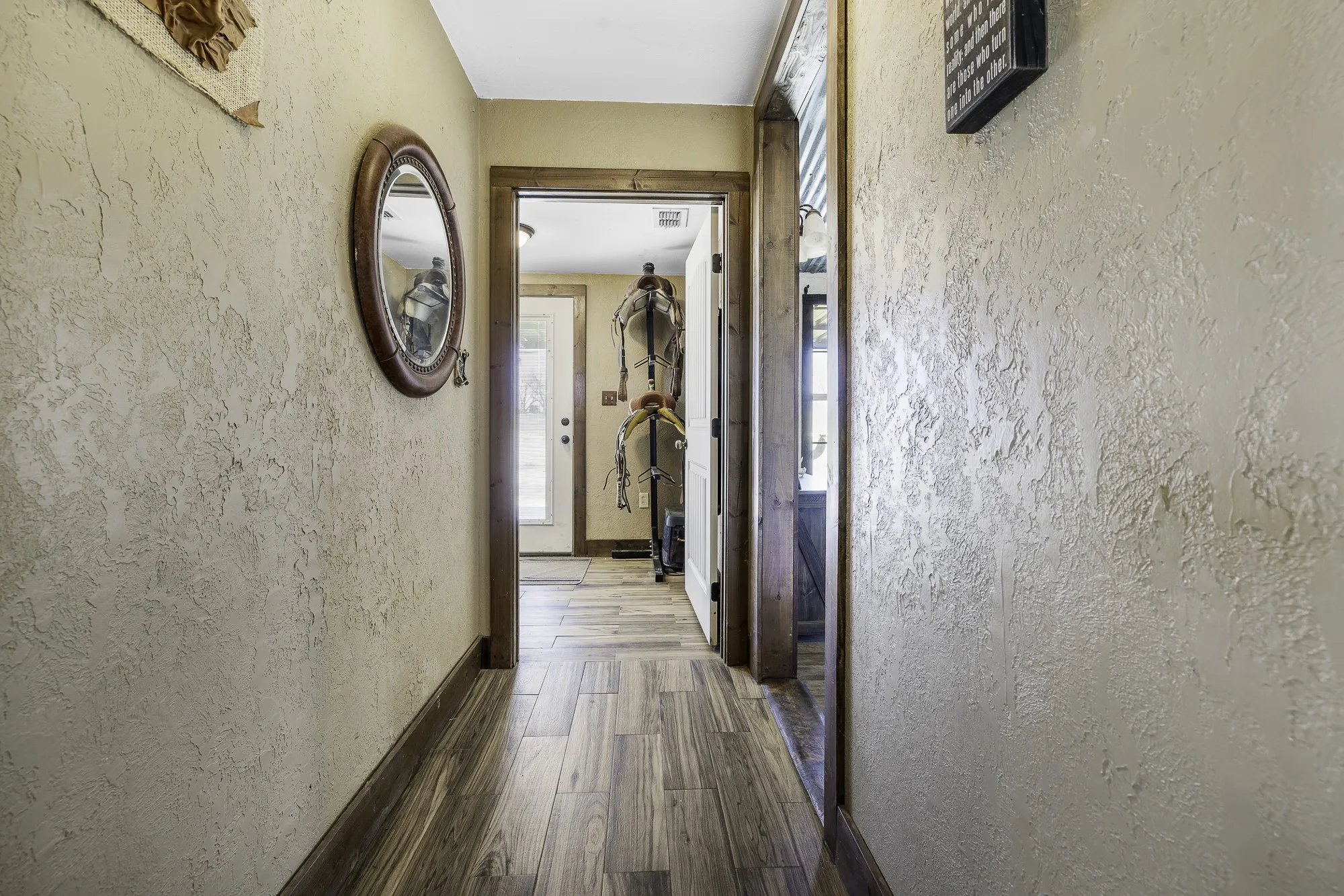 Single Family Residence For Sale in Comanche County , 951 County Road 347, Dublin, Texas 76446, 3 Bedroom, 3 Bathroom, Garage spaces, 1,794 Sqft, built in 1999, mls#21223753, Real Estate Agent in Dublin, Homes For Sale in Comanche county, Homes For Sale in Dublin, Realtor in Dublin Texas, Real Estate Brokerage Independent Realty Texas, Luminita Cordes Realtor
