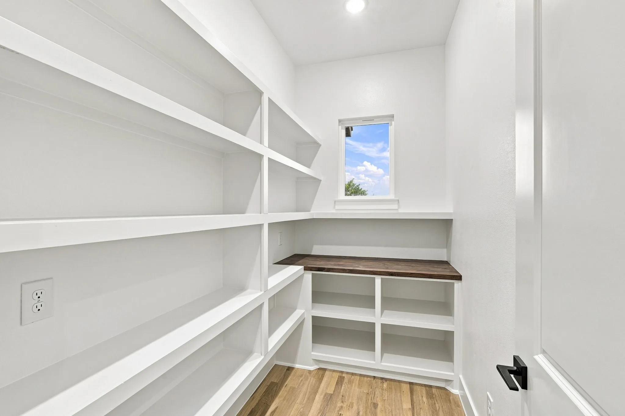 Single Family Residence For Sale in Ellis County , 6231 Cedar Elm Road, Midlothian, Texas 76065, 4 Bedroom, 4 Bathroom, 3 Garage spaces, 3,250 Sqft, built in 2026, mls#21220759, Real Estate Agent in Midlothian, Homes For Sale in Ellis county, Homes For Sale in Midlothian, Realtor in Midlothian Texas, Real Estate Brokerage Independent Realty Texas, Luminita Cordes Realtor