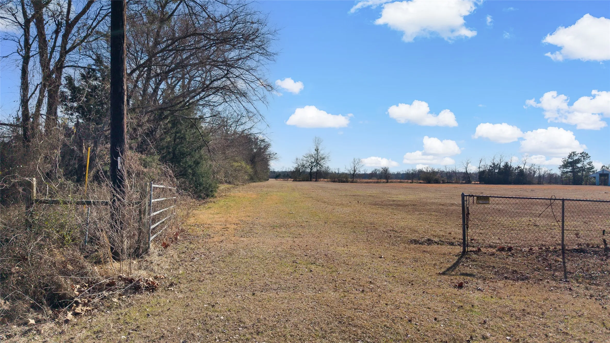 Unimproved Land For Sale in Hopkins County , 7 .95 ac County Road 2426, Como, Texas 75431, 0, 0, Garage spaces, 0 Sqft, built in 0, Price $79,500, mls#21223397, Real Estate Agent in Como, Homes For Sale in Hopkins county, Homes For Sale in Como, Realtor in Como Texas, Real Estate Brokerage Independent Realty Texas, Luminita Cordes Realtor