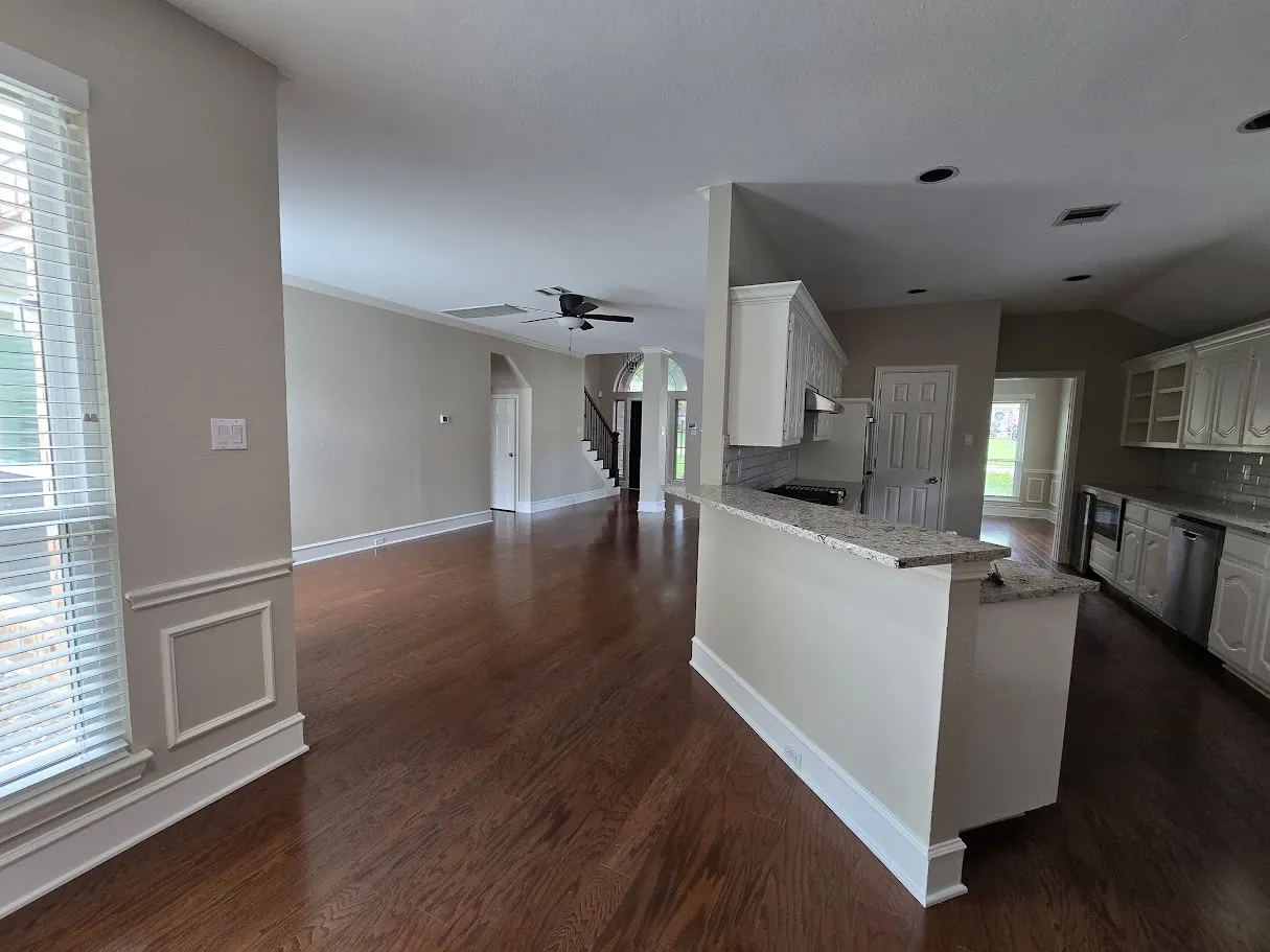Single Family Residence For Sale in Collin County , 6712 Mantissa Drive, Plano, Texas 75023, 4 Bedroom, 3 Bathroom, 2 Garage spaces, 2,164 Sqft, built in 1991, mls#21211361, Real Estate Agent in Plano, Homes For Sale in Collin county, Homes For Sale in Plano, Realtor in Plano Texas, Real Estate Brokerage Independent Realty Texas, Luminita Cordes Realtor