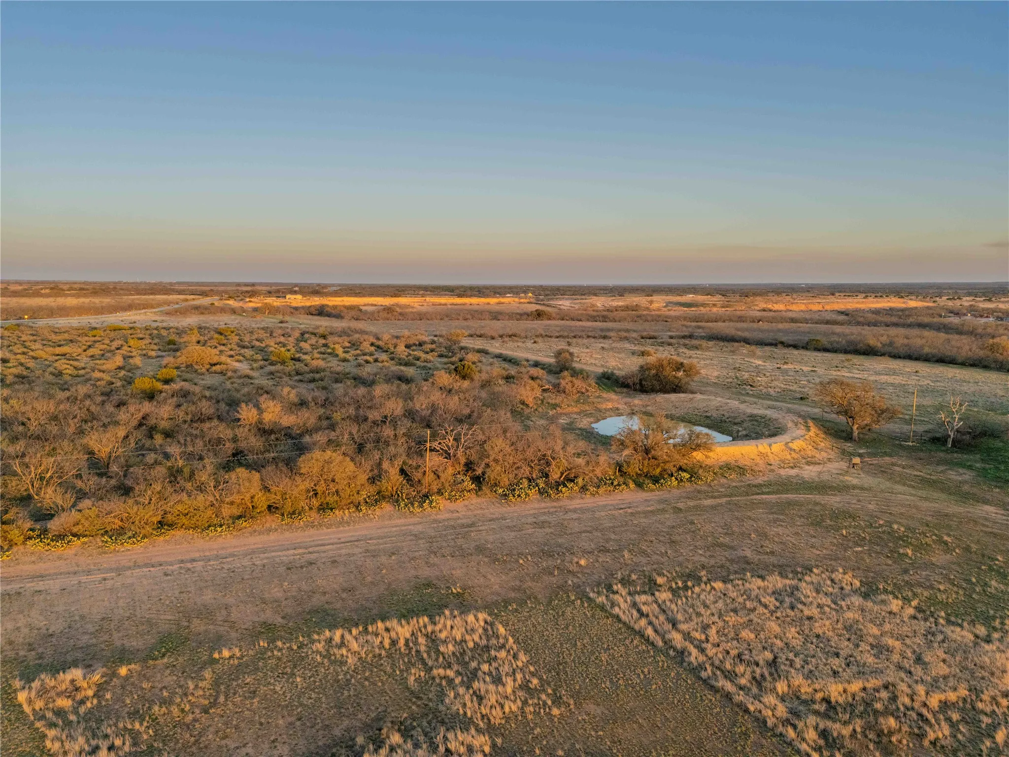 Ranch For Sale in Mc Culloch County , 3873 N US Highway 87, Brady, Texas 76825, 0, 0, Garage spaces, 0 Sqft, built in 1980, mls#21223887, Real Estate Agent in Brady, Homes For Sale in Mc Culloch county, Homes For Sale in Brady, Realtor in Brady Texas, Real Estate Brokerage Independent Realty Texas, Luminita Cordes Realtor