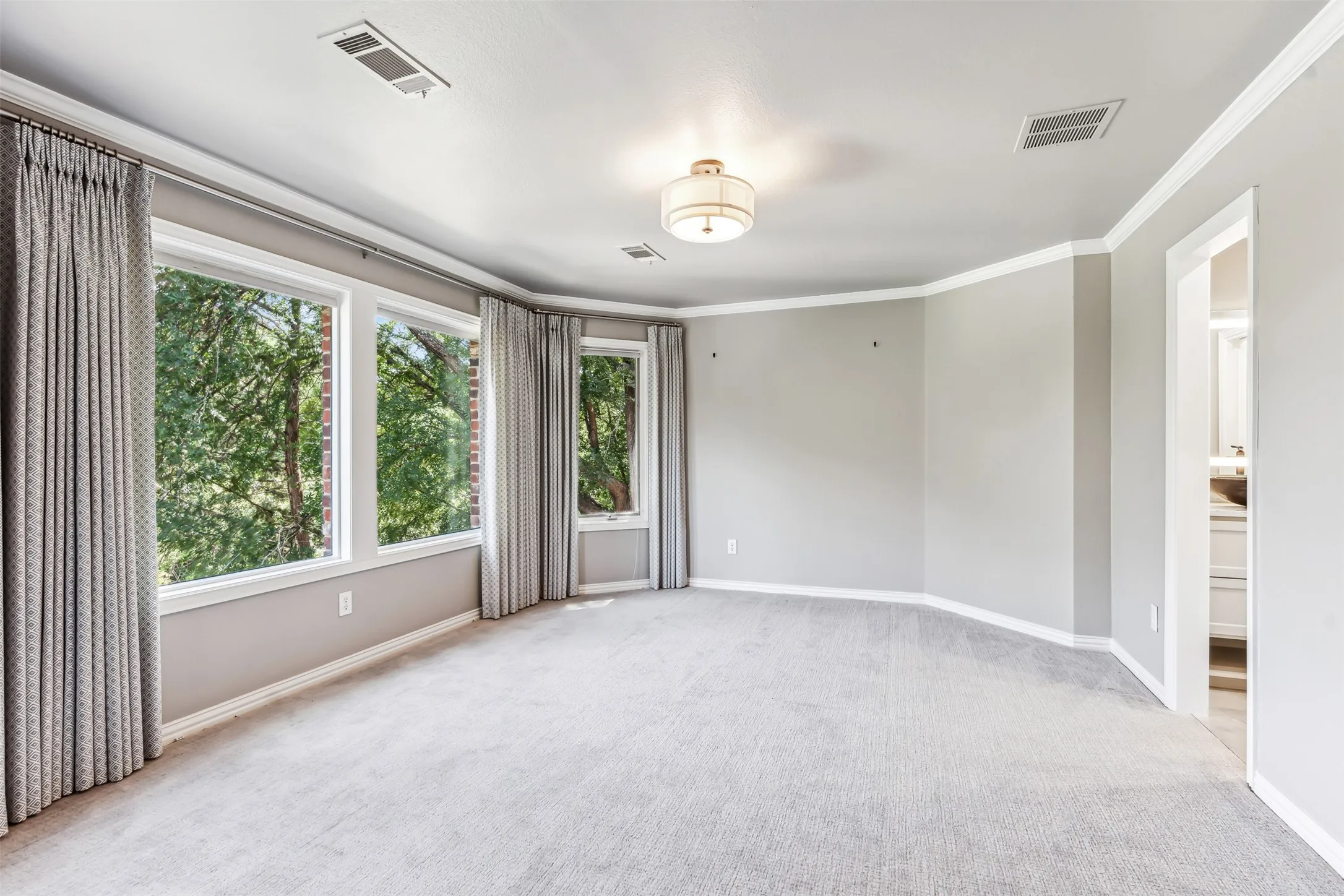 Single Family Residence For Sale in Collin County , 1815 W Forest Grove Road, Lucas, Texas 75002, 4 Bedrooms, 5 Bathrooms, 3 Garage spaces, 5,450 Sqft, built in 1998, Preowned, Price $1,850,000, mls#21203628, Real Estate Agent in Lucas, Homes For Sale in Collin county, Homes For Sale in Lucas, Realtor in Lucas Texas, Real Estate Brokerage Independent Realty Texas, Luminita Cordes Realtor