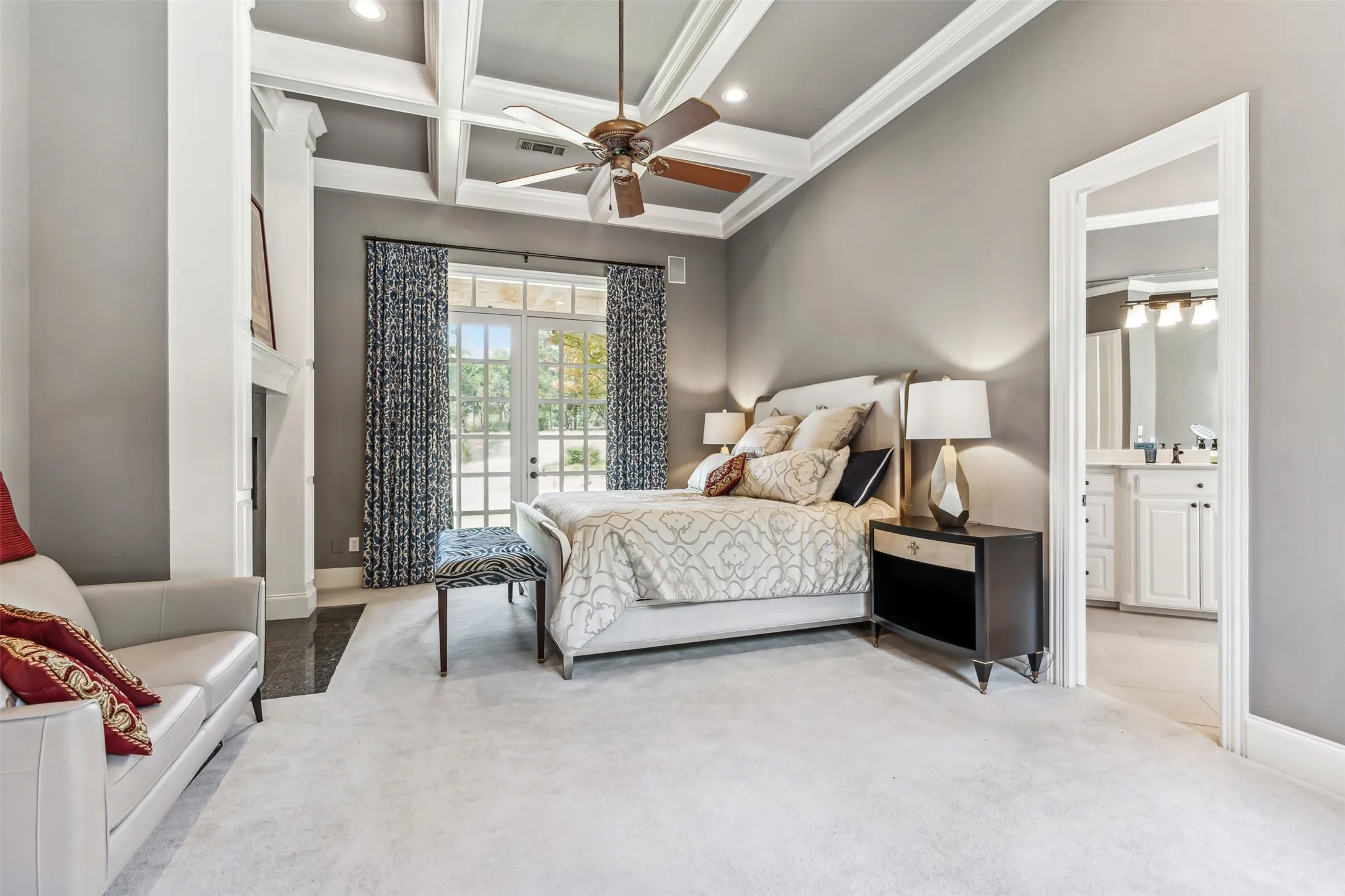 Single Family Residence For Sale in Collin County , 1815 W Forest Grove Road, Lucas, Texas 75002, 4 Bedrooms, 5 Bathrooms, 3 Garage spaces, 5,450 Sqft, built in 1998, Preowned, Price $1,850,000, mls#21203628, Real Estate Agent in Lucas, Homes For Sale in Collin county, Homes For Sale in Lucas, Realtor in Lucas Texas, Real Estate Brokerage Independent Realty Texas, Luminita Cordes Realtor