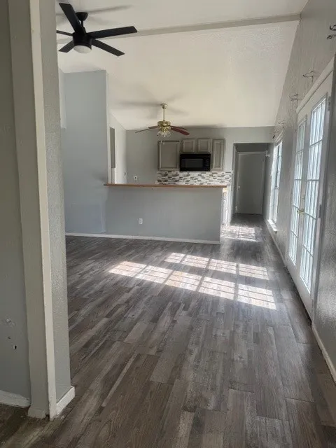 Single Family Residence For Sale in Dallas County , 9551 Gonzales Drive, Dallas, Texas 75227, 2 Bedroom, 1 Bathroom, Garage spaces, 940 Sqft, built in 1982, Preowned, mls#21223675, Real Estate Agent in Dallas, Homes For Sale in Dallas county, Homes For Sale in Dallas, Realtor in Dallas Texas, Real Estate Brokerage Independent Realty Texas, Luminita Cordes Realtor
