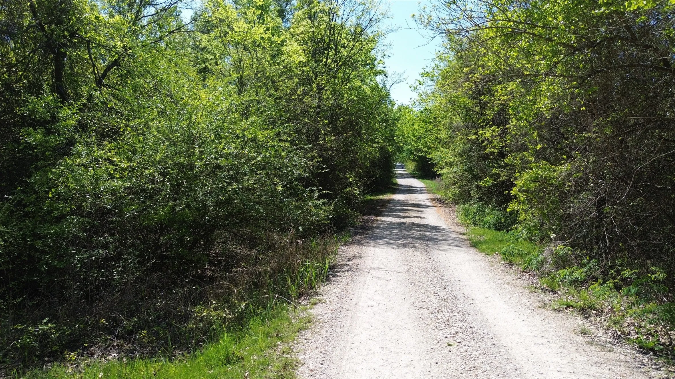 Unimproved Land For Sale in Hunt County , 717 Hillside Drive, West Tawakoni, Texas 75474, 0, 0, Garage spaces, 0 Sqft, built in 0, mls#21220185, Real Estate Agent in West Tawakoni, Homes For Sale in Hunt county, Homes For Sale in West Tawakoni, Realtor in West Tawakoni Texas, Real Estate Brokerage Independent Realty Texas, Luminita Cordes Realtor