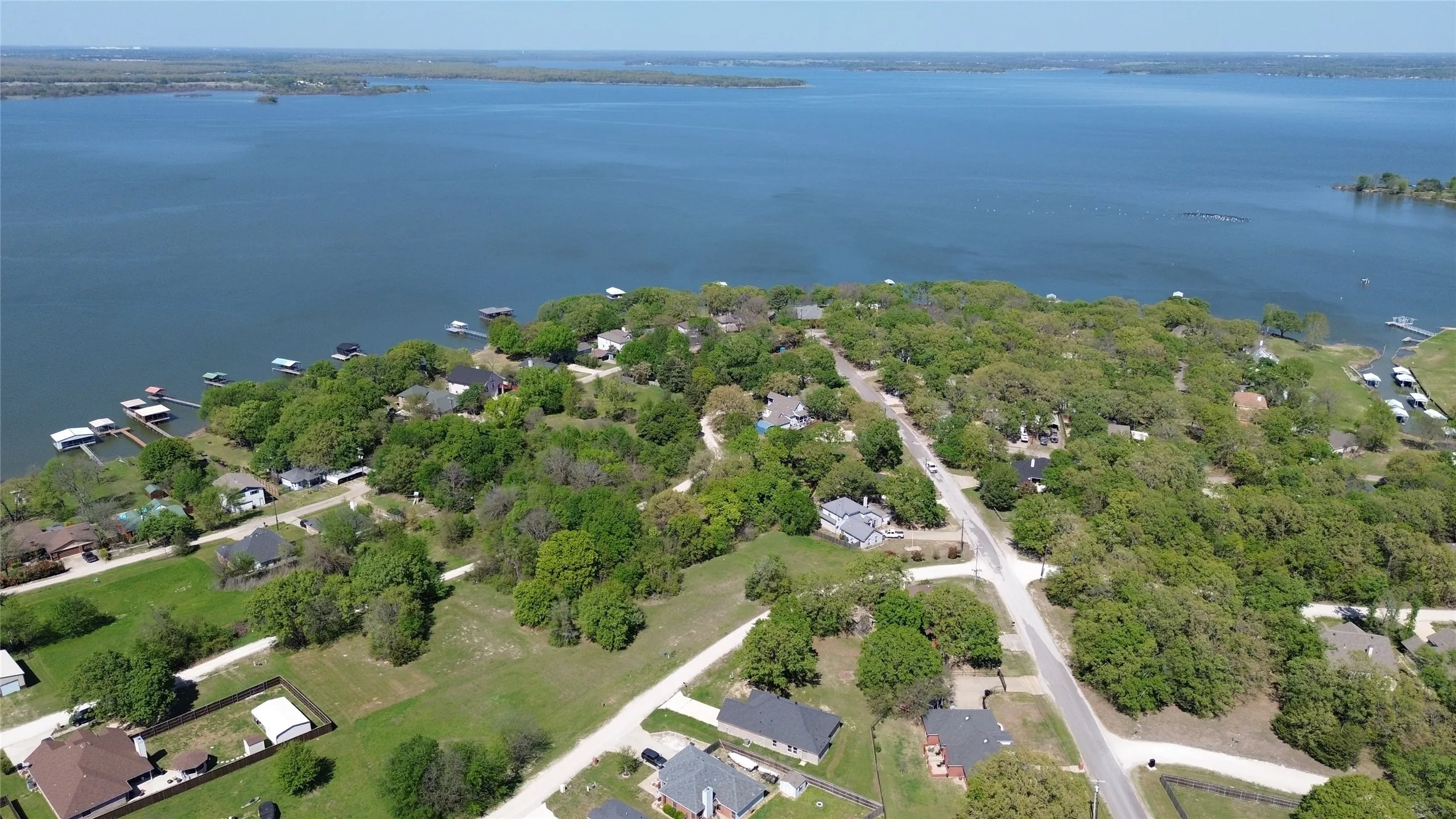 Unimproved Land For Sale in Hunt County , 721 Hillside Drive, West Tawakoni, Texas 75474, 0, 0, Garage spaces, 0 Sqft, built in 0, mls#21220152, Real Estate Agent in West Tawakoni, Homes For Sale in Hunt county, Homes For Sale in West Tawakoni, Realtor in West Tawakoni Texas, Real Estate Brokerage Independent Realty Texas, Luminita Cordes Realtor