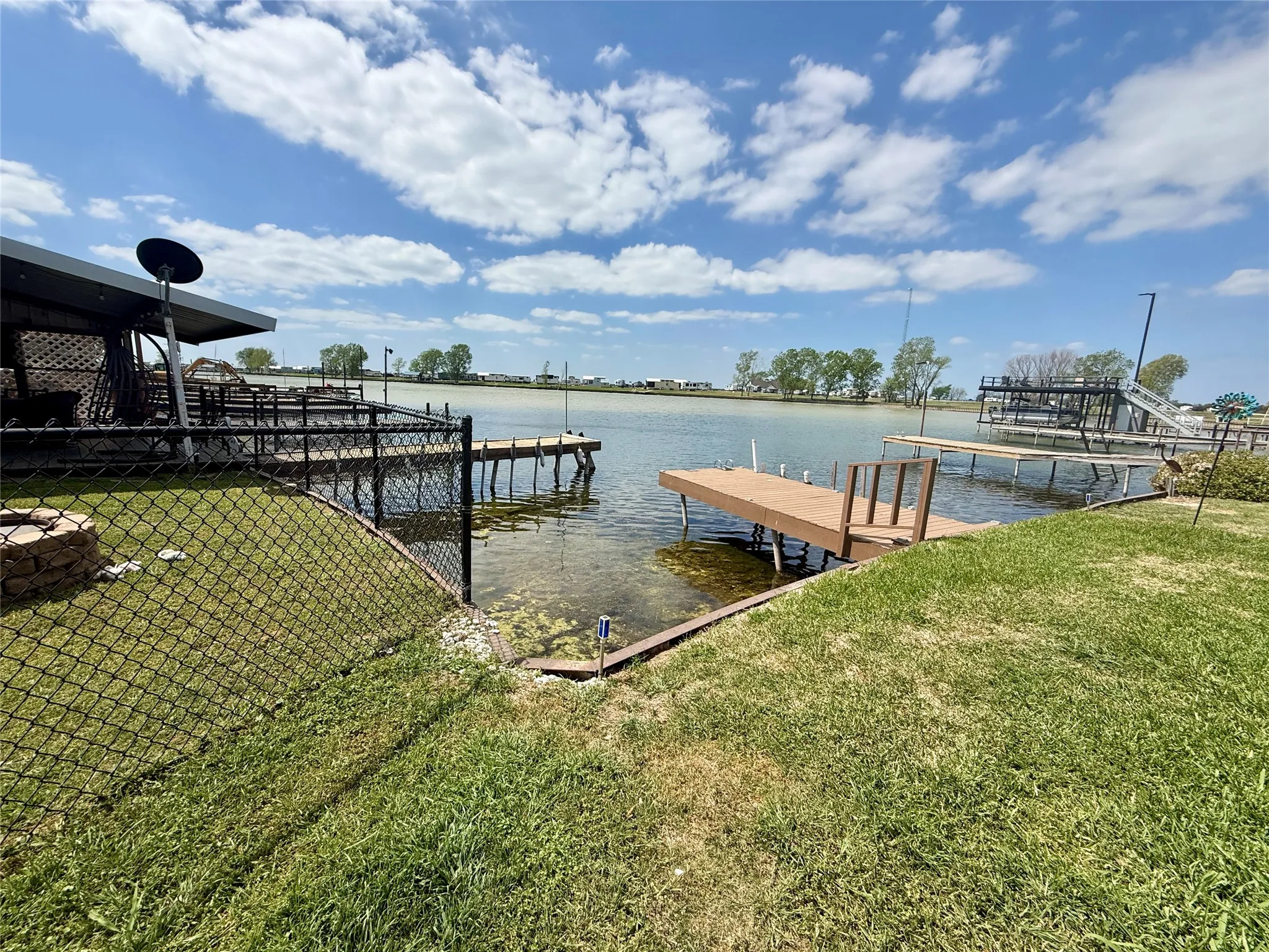 Improved Land For Sale in Navarro County , 15 Pelican Isle Dr., Kerens, Texas 75144, 0, 0, Garage spaces, 0 Sqft, built in 2012, mls#21219720, Real Estate Agent in Kerens, Homes For Sale in Navarro county, Homes For Sale in Kerens, Realtor in Kerens Texas, Real Estate Brokerage Independent Realty Texas, Luminita Cordes Realtor