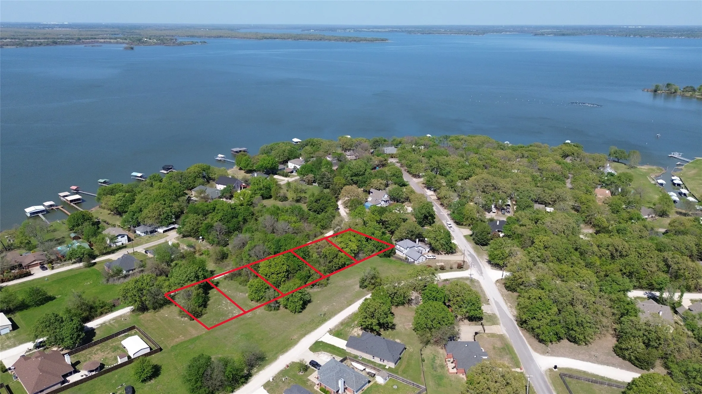 Unimproved Land For Sale in Hunt County , 725 Hillside Drive Lot 7, West Tawakoni, Texas 75474, 0, 0, Garage spaces, 0 Sqft, built in 0, mls#21220111, Real Estate Agent in West Tawakoni, Homes For Sale in Hunt county, Homes For Sale in West Tawakoni, Realtor in West Tawakoni Texas, Real Estate Brokerage Independent Realty Texas, Luminita Cordes Realtor