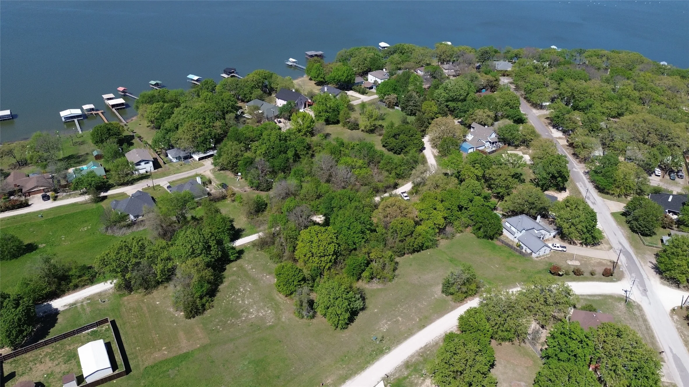 Unimproved Land For Sale in Hunt County , 725 Hillside Drive Lot 7, West Tawakoni, Texas 75474, 0, 0, Garage spaces, 0 Sqft, built in 0, mls#21220111, Real Estate Agent in West Tawakoni, Homes For Sale in Hunt county, Homes For Sale in West Tawakoni, Realtor in West Tawakoni Texas, Real Estate Brokerage Independent Realty Texas, Luminita Cordes Realtor