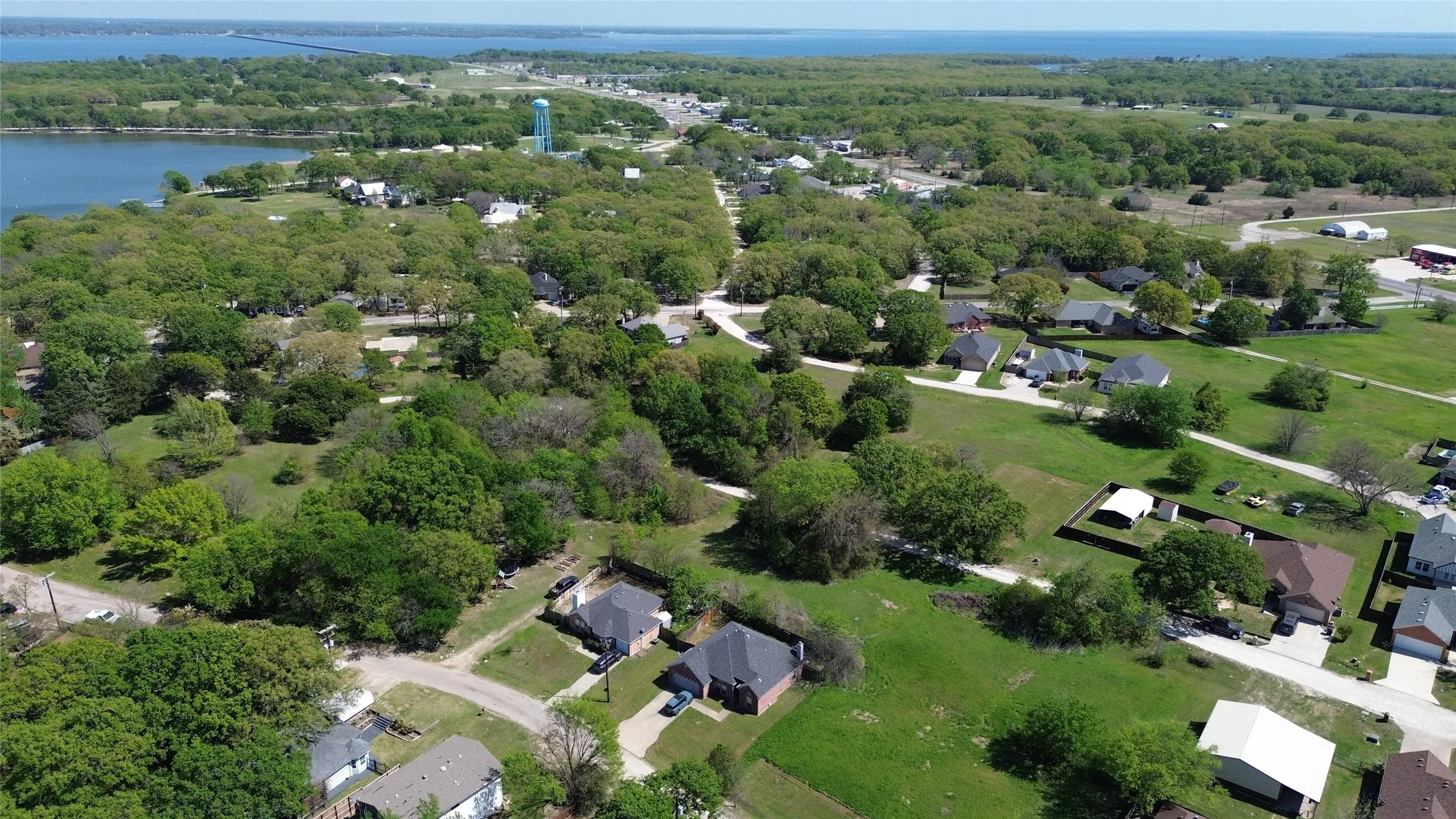 Unimproved Land For Sale in Hunt County , 729 Hillside Drive, West Tawakoni, Texas 75474, 0, 0, Garage spaces, 0 Sqft, built in 0, mls#21219922, Real Estate Agent in West Tawakoni, Homes For Sale in Hunt county, Homes For Sale in West Tawakoni, Realtor in West Tawakoni Texas, Real Estate Brokerage Independent Realty Texas, Luminita Cordes Realtor