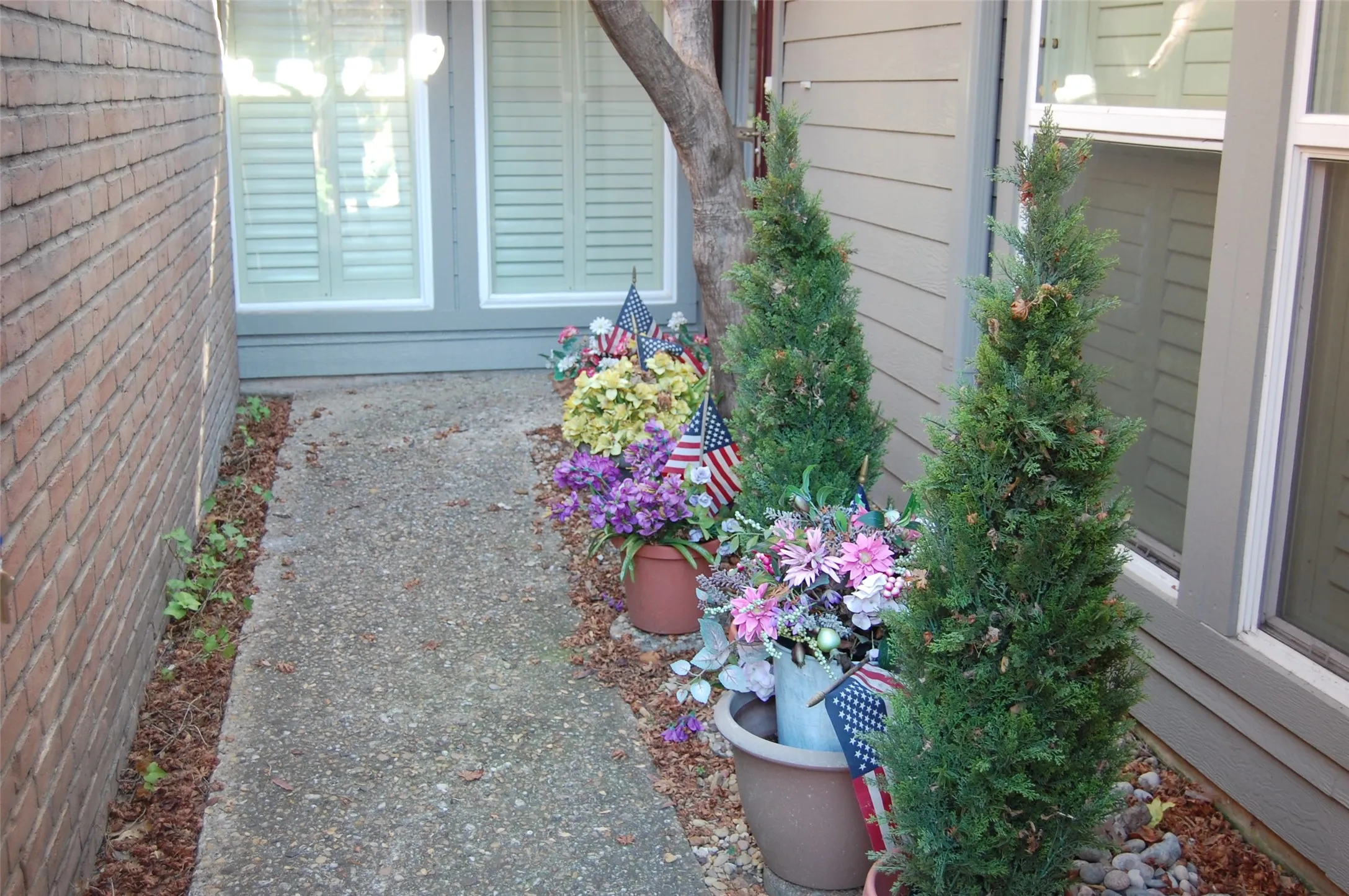 Courtyard Entry