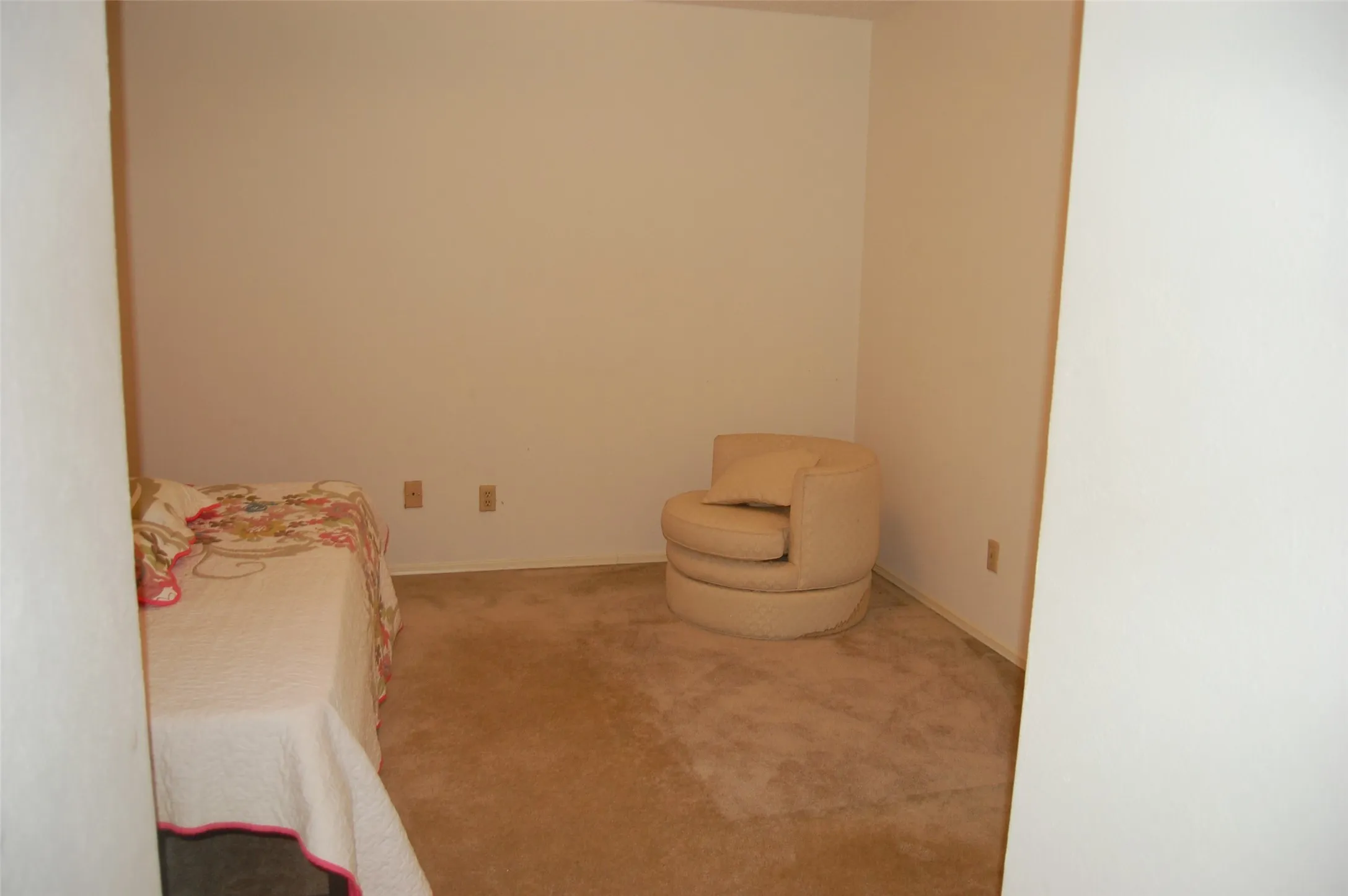 Upper Bedroom