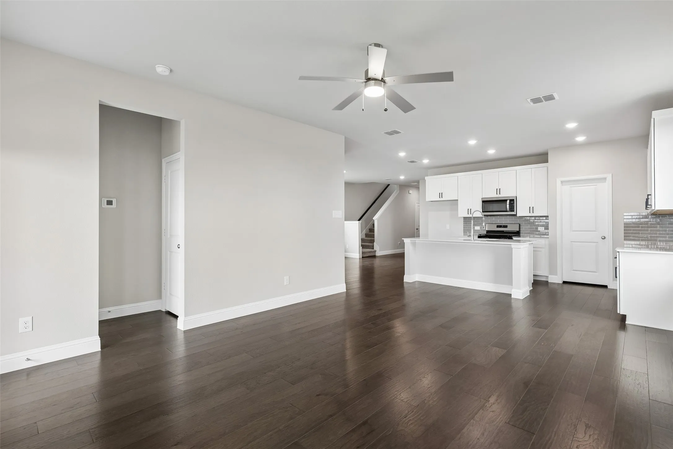 Single Family Residence For Sale in Collin County , 1505 Lucca Lane, Weston, Texas 75097, 4 Bedroom, 3 Bathroom, 2 Garage spaces, 2,454 Sqft, built in 2025, New Construction - Complete, mls#21224050, Real Estate Agent in Weston, Homes For Sale in Collin county, Homes For Sale in Weston, Realtor in Weston Texas, Real Estate Brokerage Independent Realty Texas, Luminita Cordes Realtor