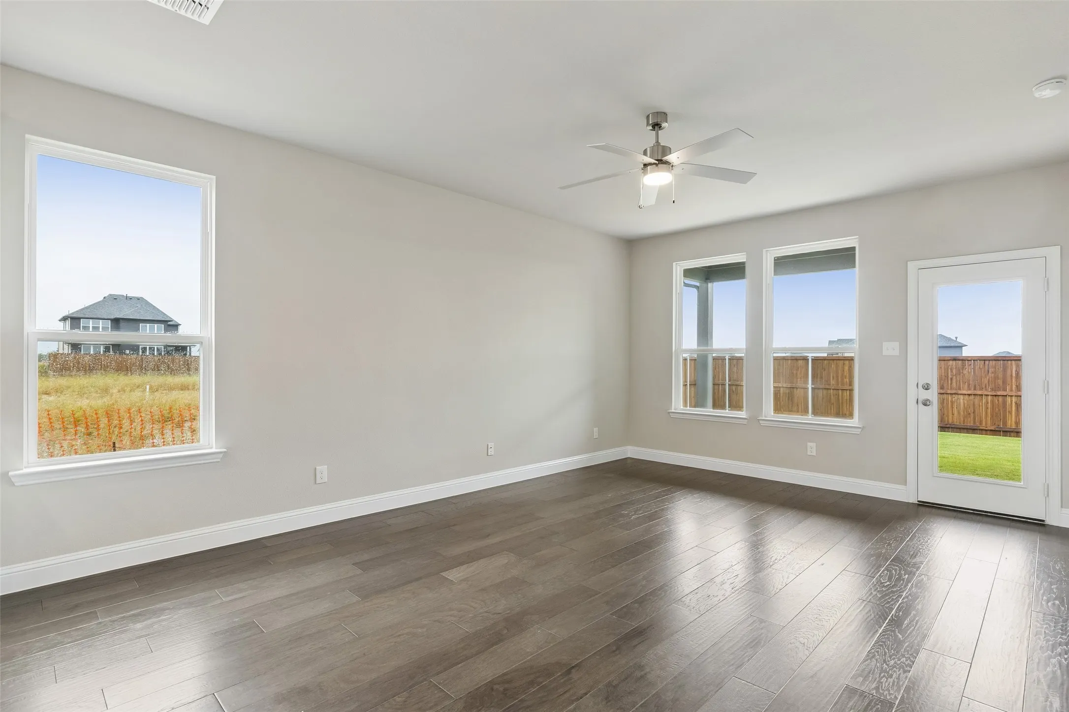 Single Family Residence For Sale in Collin County , 1505 Lucca Lane, Weston, Texas 75097, 4 Bedroom, 3 Bathroom, 2 Garage spaces, 2,454 Sqft, built in 2025, New Construction - Complete, mls#21224050, Real Estate Agent in Weston, Homes For Sale in Collin county, Homes For Sale in Weston, Realtor in Weston Texas, Real Estate Brokerage Independent Realty Texas, Luminita Cordes Realtor