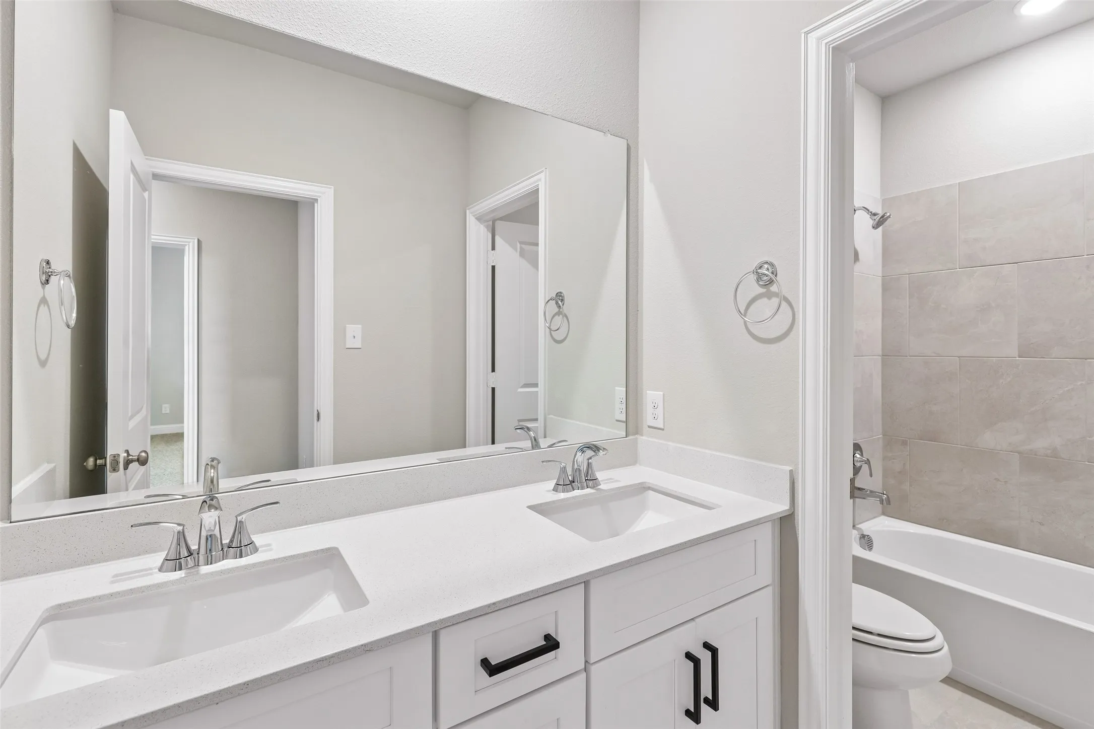 Single Family Residence For Sale in Collin County , 1505 Lucca Lane, Weston, Texas 75097, 4 Bedroom, 3 Bathroom, 2 Garage spaces, 2,454 Sqft, built in 2025, New Construction - Complete, mls#21224050, Real Estate Agent in Weston, Homes For Sale in Collin county, Homes For Sale in Weston, Realtor in Weston Texas, Real Estate Brokerage Independent Realty Texas, Luminita Cordes Realtor