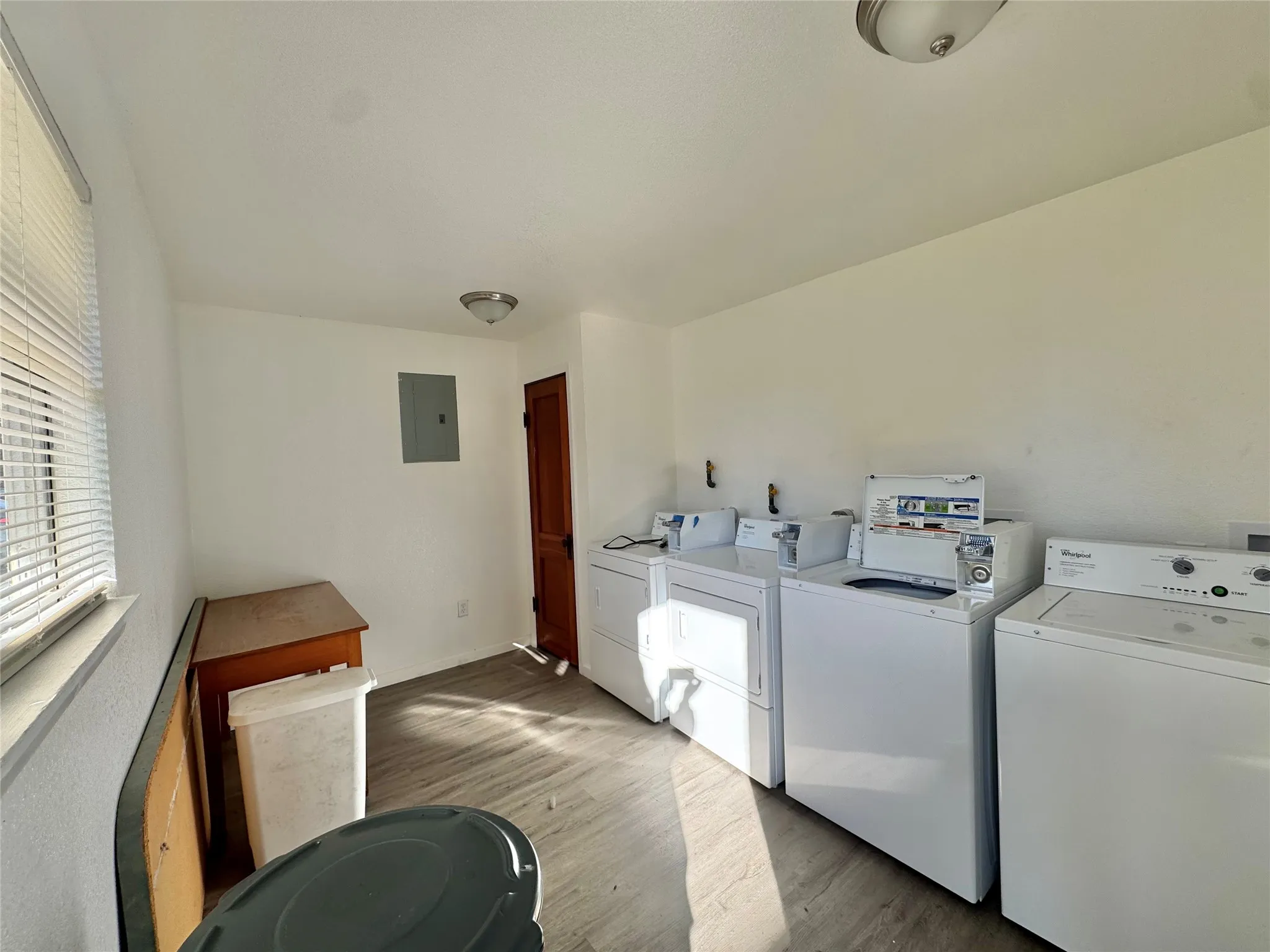 Apartment For Rent in Denton County , 1112 Eagle Drive 5, Denton, Texas 76201, 1 Bedroom, 1 Bathroom, Garage spaces, 450 Sqft, built in 1962, Price $850, mls#21224053, Real Estate Agent in Denton, Homes For Rent in Denton county, Homes For Rent in Denton, Realtor in Denton Texas, Real Estate Brokerage Independent Realty Texas, Luminita Cordes Realtor