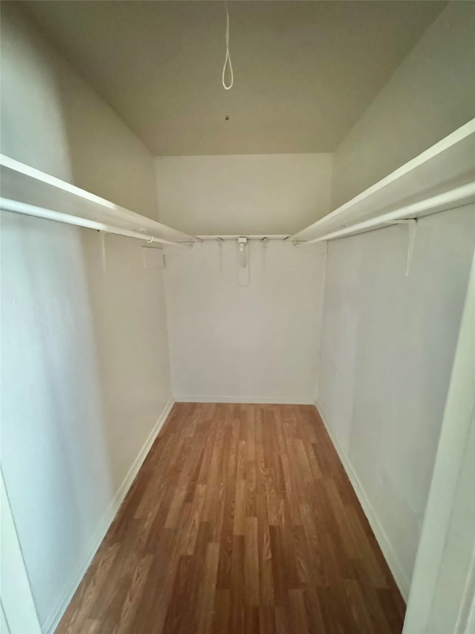 Apartment For Rent in Denton County , 1112 Eagle Drive 5, Denton, Texas 76201, 1 Bedroom, 1 Bathroom, Garage spaces, 450 Sqft, built in 1962, Price $850, mls#21224053, Real Estate Agent in Denton, Homes For Rent in Denton county, Homes For Rent in Denton, Realtor in Denton Texas, Real Estate Brokerage Independent Realty Texas, Luminita Cordes Realtor
