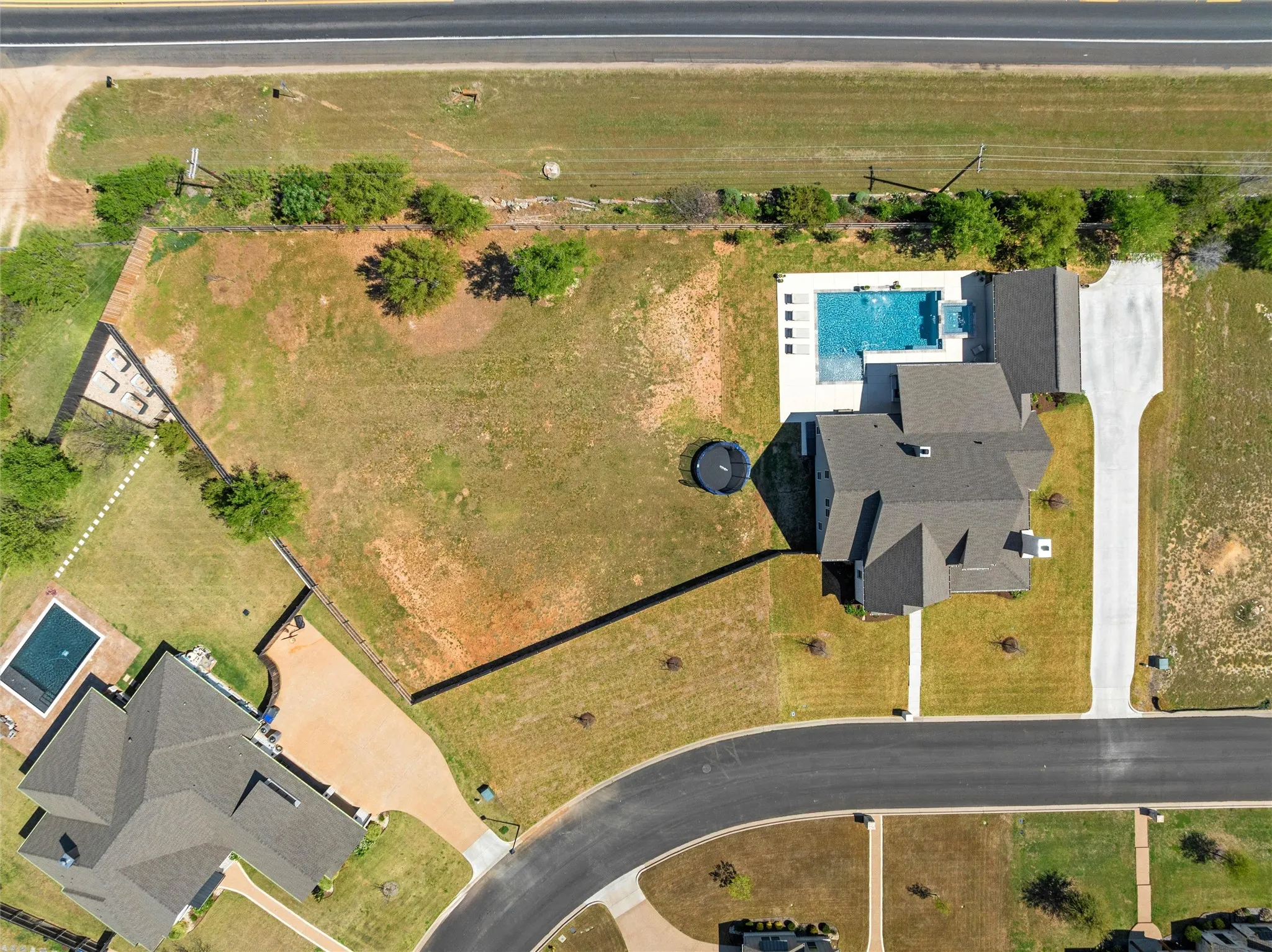 Single Family Residence For Sale in Mc Lennan County , 216 Wycliff Drive, China Spring, Texas 76633, 5 Bedroom, 4 Bathroom, 3 Garage spaces, 3,610 Sqft, built in 2023, mls#21222699, Real Estate Agent in China Spring, Homes For Sale in Mc Lennan county, Homes For Sale in China Spring, Realtor in China Spring Texas, Real Estate Brokerage Independent Realty Texas, Luminita Cordes Realtor
