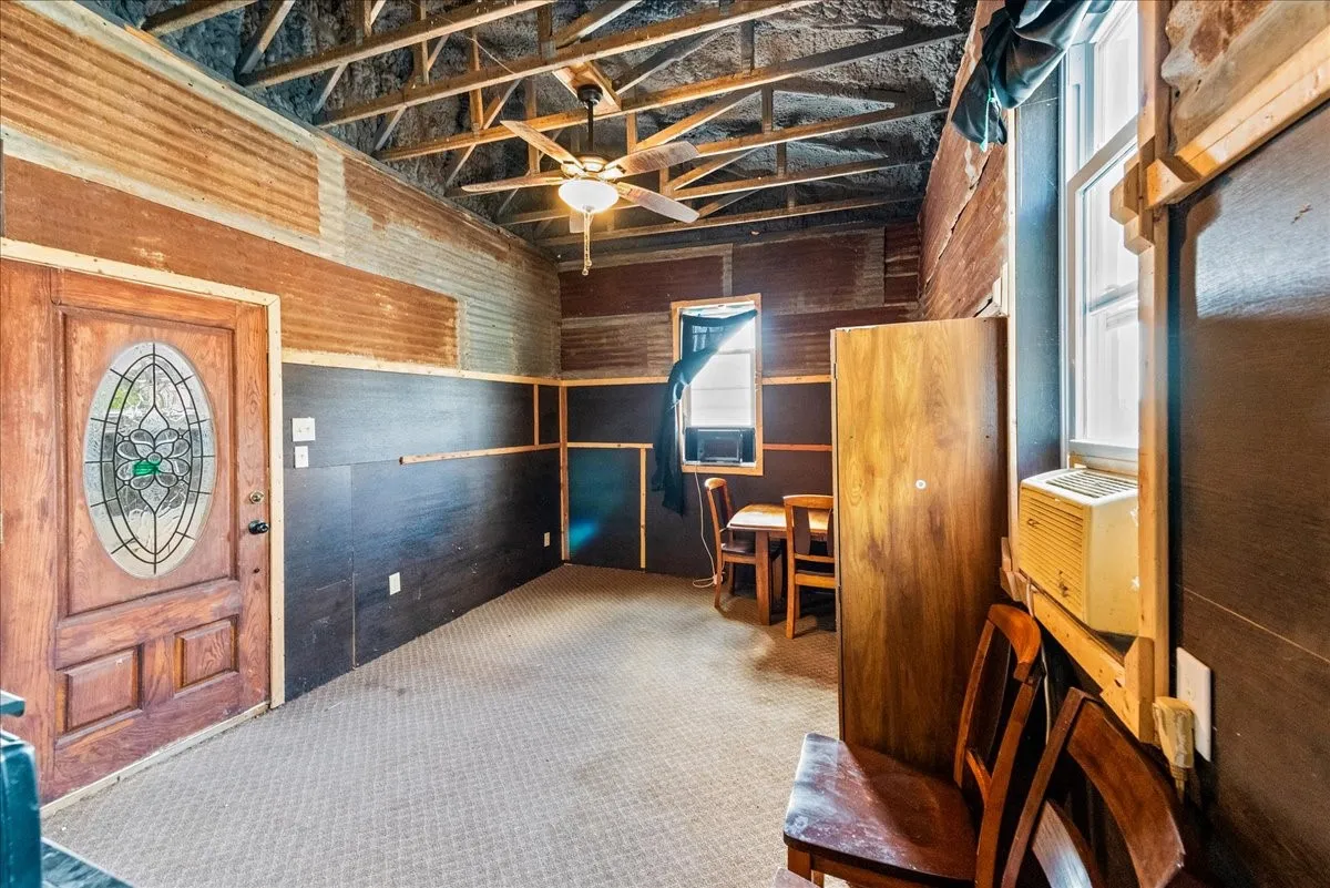 Apartment For Sale in Bosque County , TBD Hwy 22, Clifton, Texas 76634, 1 Bedroom, 1 Bathroom, Garage spaces, 560 Sqft, built in 0, mls#21223336, Real Estate Agent in Clifton, Homes For Sale in Bosque county, Homes For Sale in Clifton, Realtor in Clifton Texas, Real Estate Brokerage Independent Realty Texas, Luminita Cordes Realtor