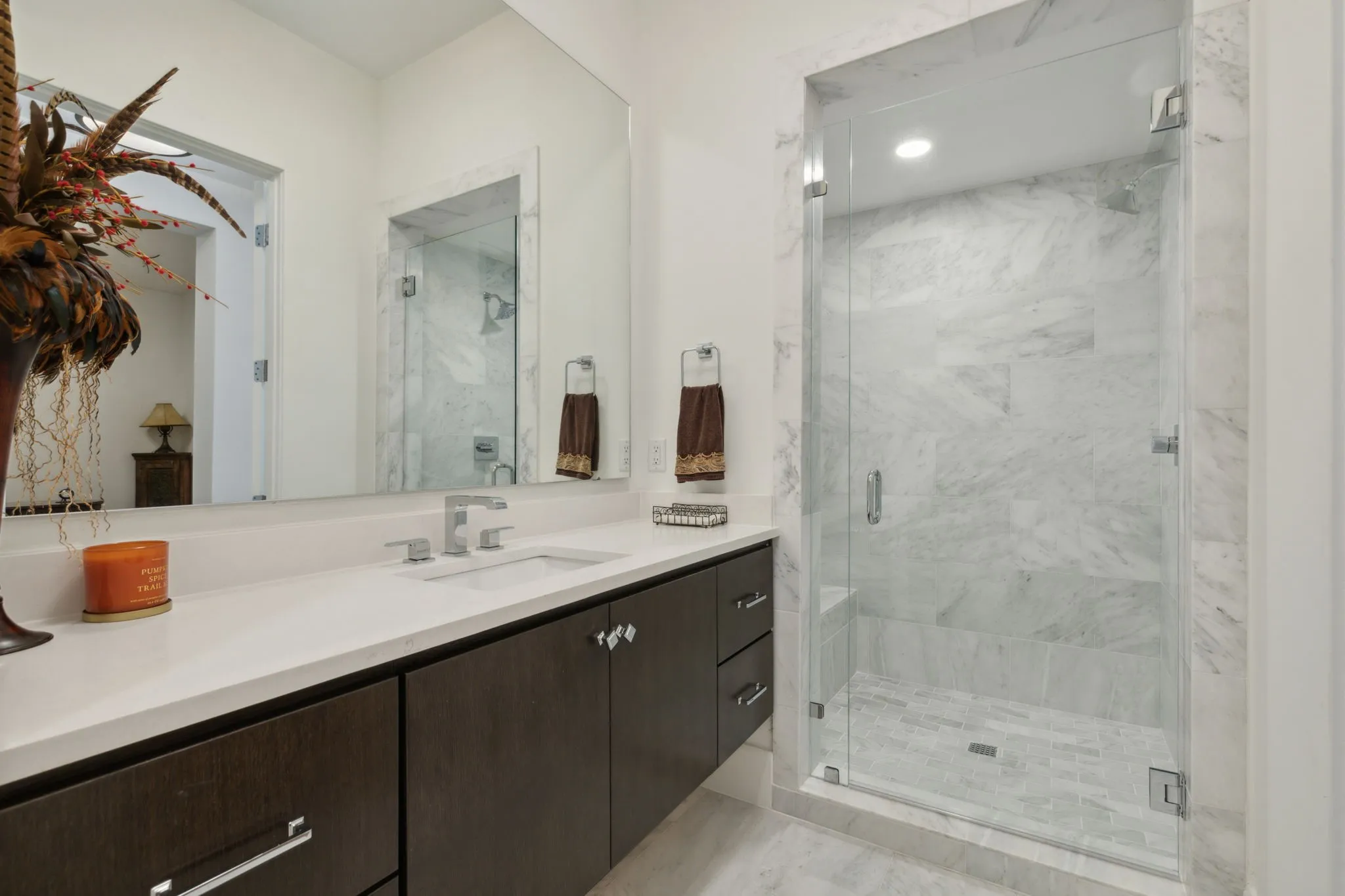 Condominium For Sale in Denton County , 5270 Town And Country Boulevard 113, Frisco, Texas 75034, 2 Bedroom, 3 Bathroom, 2 Garage spaces, 2,589 Sqft, built in 2019, Preowned, mls#21224123, Real Estate Agent in Frisco, Homes For Sale in Denton county, Homes For Sale in Frisco, Realtor in Frisco Texas, Real Estate Brokerage Independent Realty Texas, Luminita Cordes Realtor