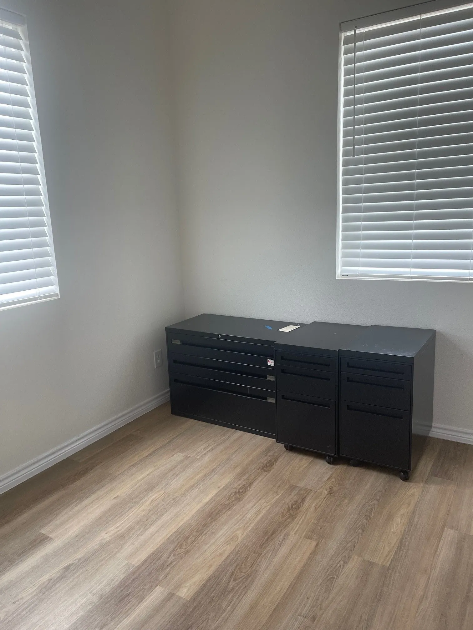 Office For Rent in Grayson County , 13980 Fm 121, Van Alstyne, Texas 75495, 0, 0, Garage spaces, 0 Sqft, built in 1980, New Construction - Complete, mls#21223061, Real Estate Agent in Van Alstyne, Homes For Rent in Grayson county, Homes For Rent in Van Alstyne, Realtor in Van Alstyne Texas, Real Estate Brokerage Independent Realty Texas, Luminita Cordes Realtor