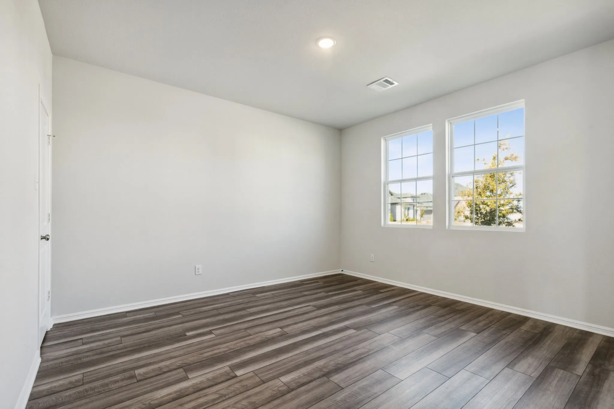 Single Family Residence For Sale in Collin County , 600 Rusty Spurs Place, Weston, Texas 75009, 4 Bedroom, 3 Bathroom, 2 Garage spaces, 2,872 Sqft, built in 2023, New Construction - Complete, mls#21224325, Real Estate Agent in Weston, Homes For Sale in Collin county, Homes For Sale in Weston, Realtor in Weston Texas, Real Estate Brokerage Independent Realty Texas, Luminita Cordes Realtor