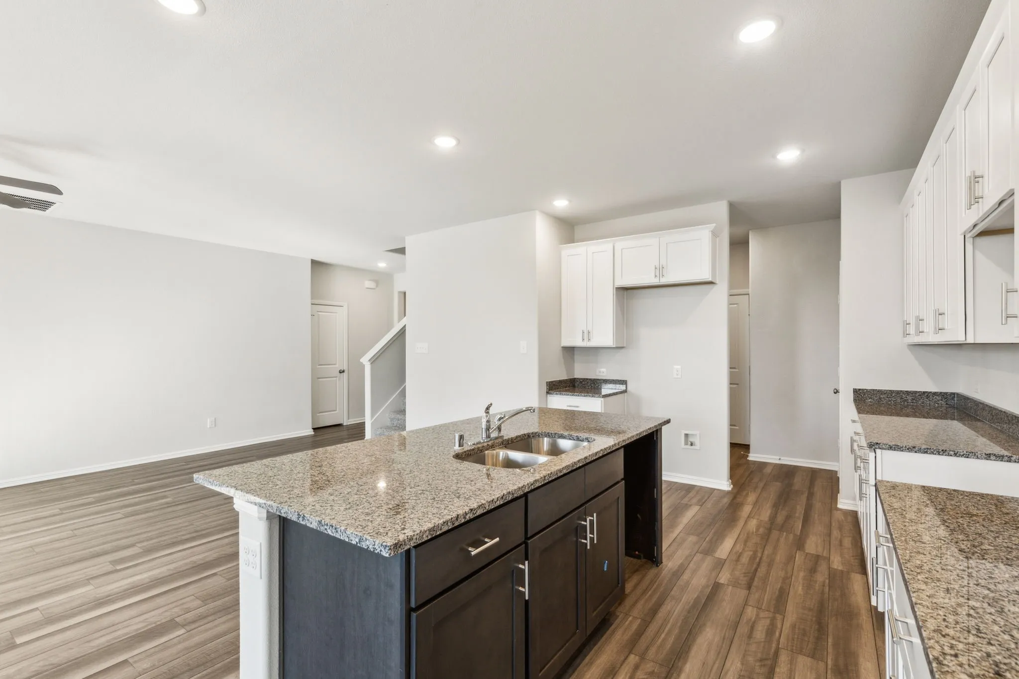 Single Family Residence For Sale in Collin County , 600 Rusty Spurs Place, Weston, Texas 75009, 4 Bedroom, 3 Bathroom, 2 Garage spaces, 2,872 Sqft, built in 2023, New Construction - Complete, mls#21224325, Real Estate Agent in Weston, Homes For Sale in Collin county, Homes For Sale in Weston, Realtor in Weston Texas, Real Estate Brokerage Independent Realty Texas, Luminita Cordes Realtor