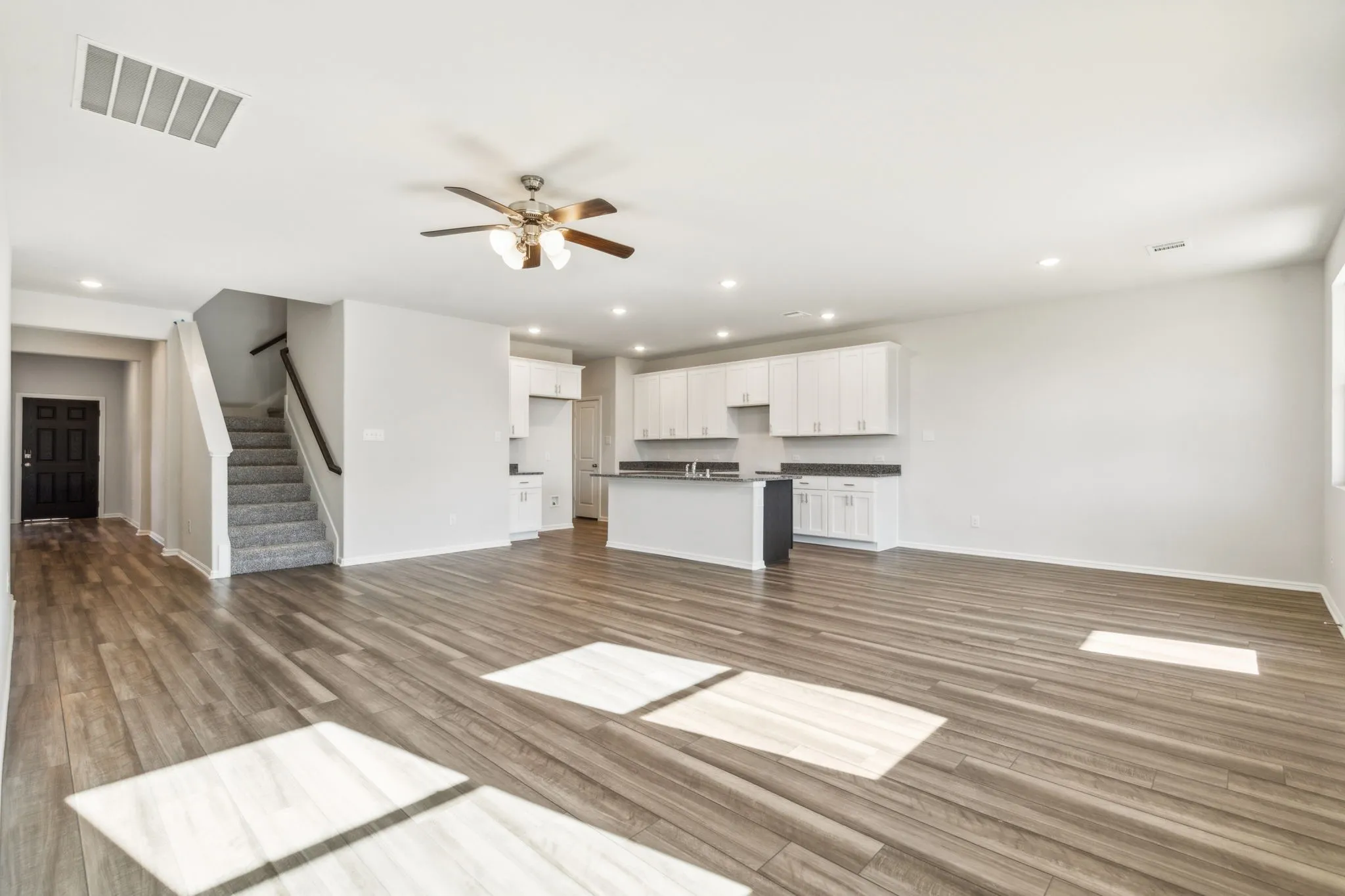 Single Family Residence For Sale in Collin County , 600 Rusty Spurs Place, Weston, Texas 75009, 4 Bedroom, 3 Bathroom, 2 Garage spaces, 2,872 Sqft, built in 2023, New Construction - Complete, mls#21224325, Real Estate Agent in Weston, Homes For Sale in Collin county, Homes For Sale in Weston, Realtor in Weston Texas, Real Estate Brokerage Independent Realty Texas, Luminita Cordes Realtor