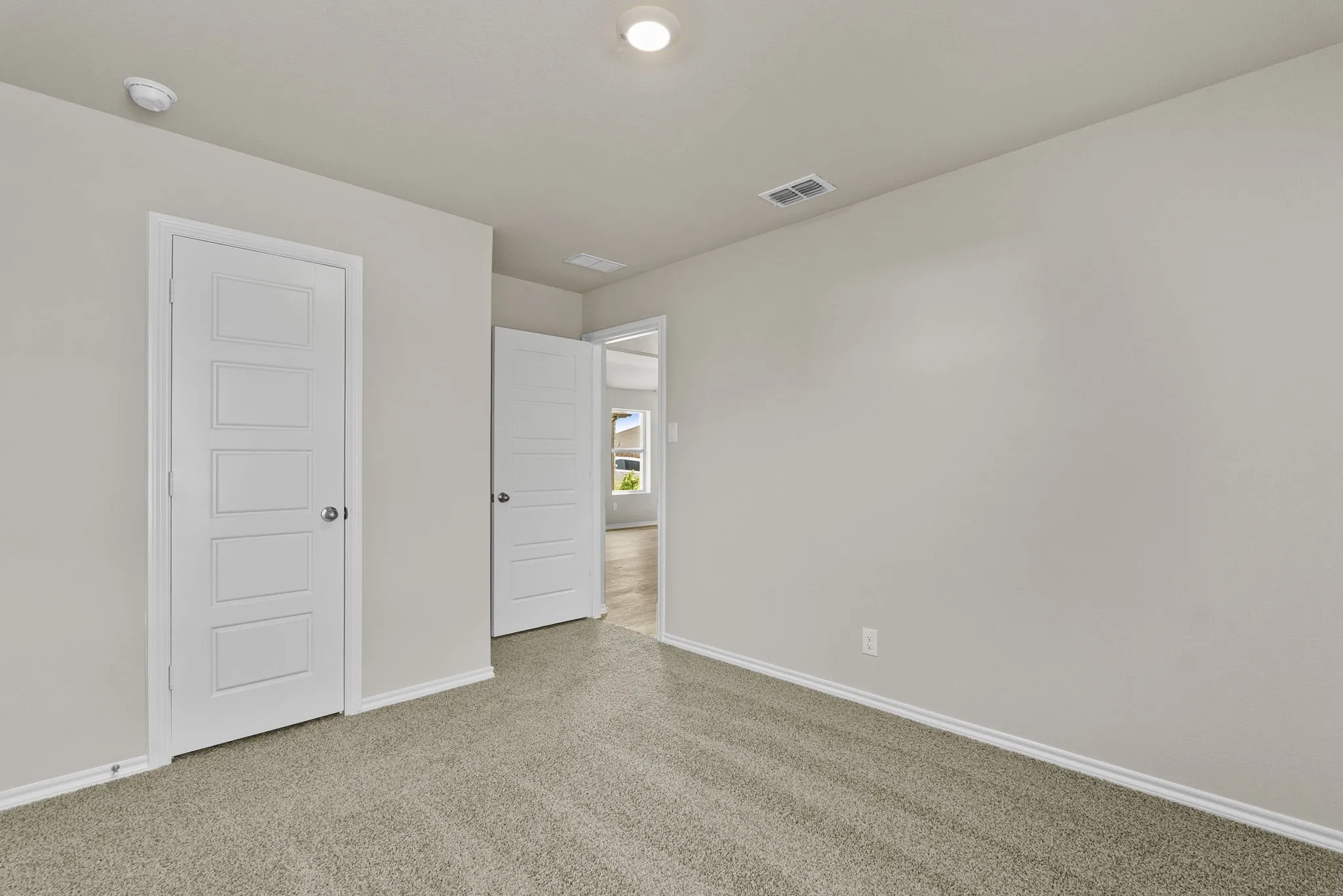 Single Family Residence For Sale in Johnson County , 504 Marsh Street, Cleburne, Texas 76033, 3 Bedroom, 2 Bathroom, 2 Garage spaces, 1,442 Sqft, built in 2025, mls#21224454, Real Estate Agent in Cleburne, Homes For Sale in Johnson county, Homes For Sale in Cleburne, Realtor in Cleburne Texas, Real Estate Brokerage Independent Realty Texas, Luminita Cordes Realtor