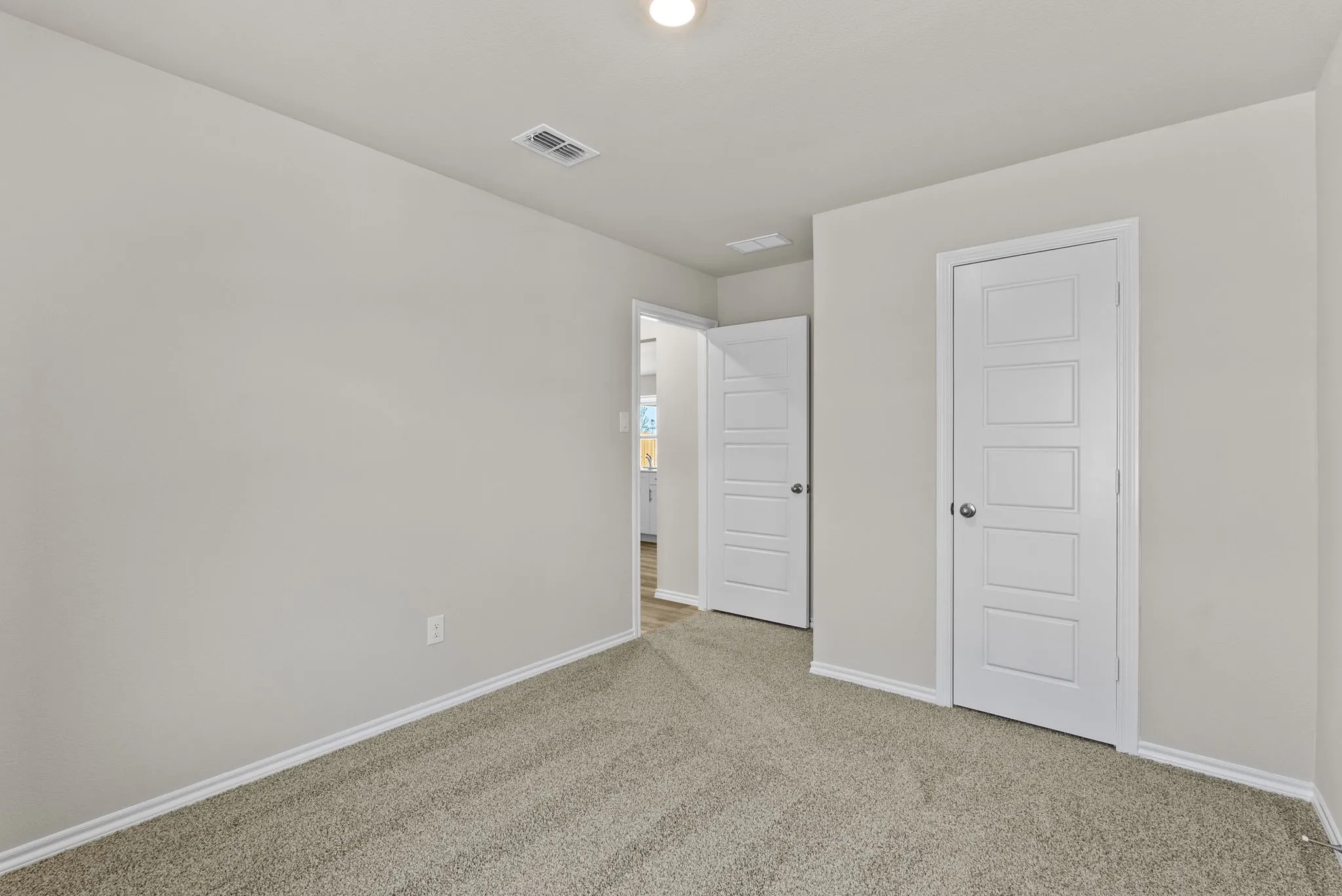 Single Family Residence For Sale in Johnson County , 504 Marsh Street, Cleburne, Texas 76033, 3 Bedroom, 2 Bathroom, 2 Garage spaces, 1,442 Sqft, built in 2025, mls#21224454, Real Estate Agent in Cleburne, Homes For Sale in Johnson county, Homes For Sale in Cleburne, Realtor in Cleburne Texas, Real Estate Brokerage Independent Realty Texas, Luminita Cordes Realtor
