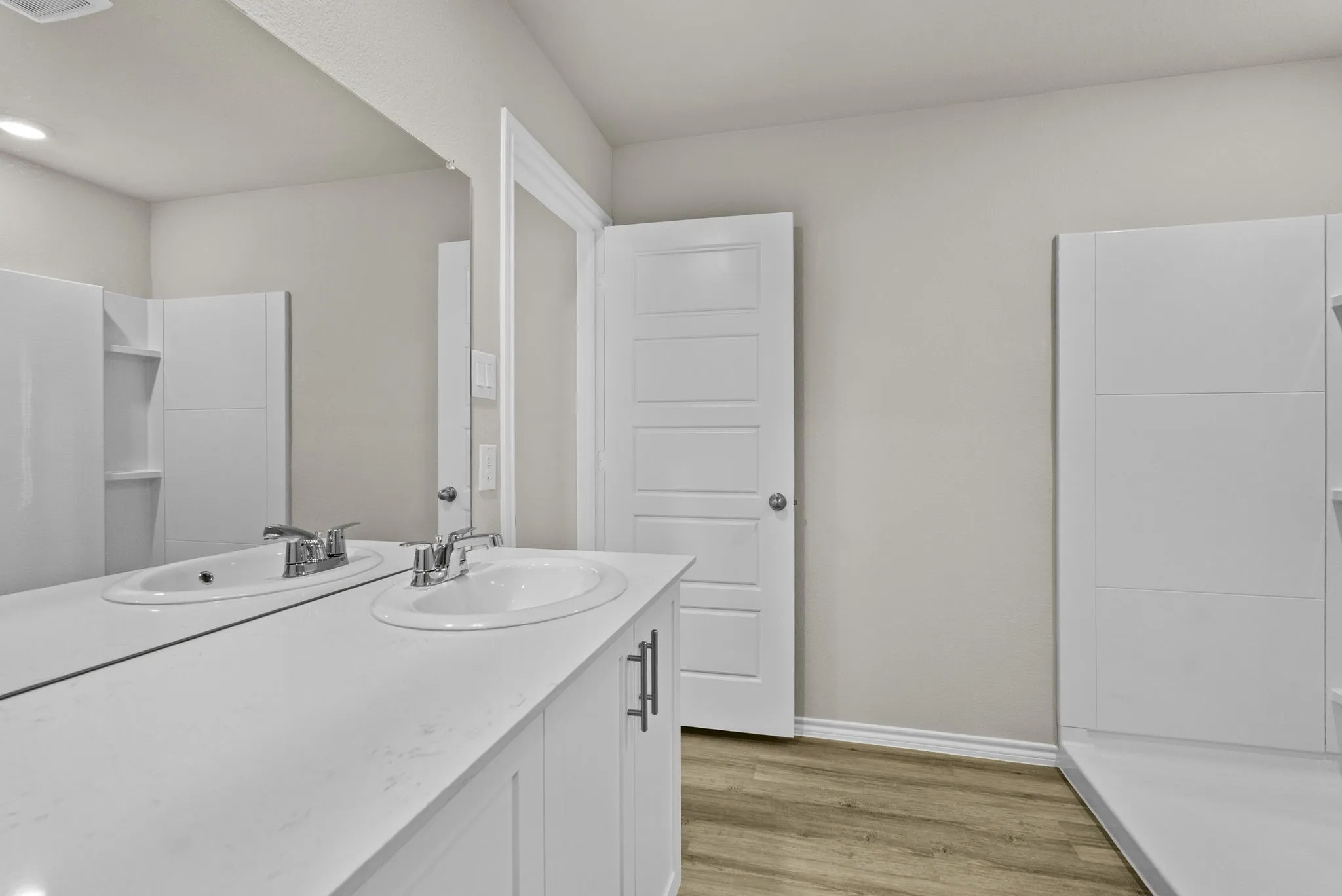 Single Family Residence For Sale in Johnson County , 504 Marsh Street, Cleburne, Texas 76033, 3 Bedroom, 2 Bathroom, 2 Garage spaces, 1,442 Sqft, built in 2025, mls#21224454, Real Estate Agent in Cleburne, Homes For Sale in Johnson county, Homes For Sale in Cleburne, Realtor in Cleburne Texas, Real Estate Brokerage Independent Realty Texas, Luminita Cordes Realtor