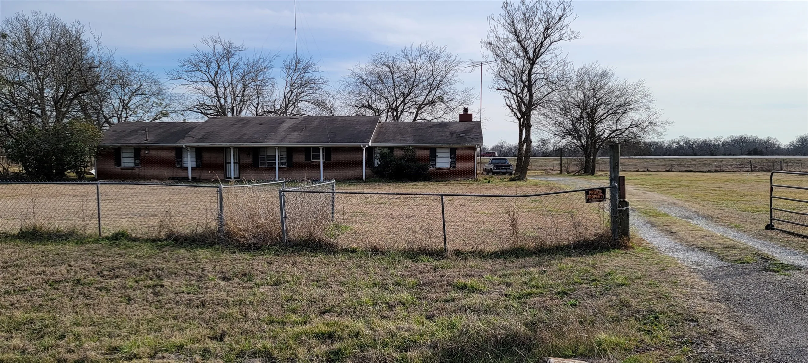 Apartment For Sale in Hunt County , 4735 Highway 380, Greenville, Texas 75401, 3 Bedrooms, 2 Bathrooms, 2 Garage spaces, 0 Sqft, built in 1977, Preowned, Price $584,900, mls#21224539, Real Estate Agent in Greenville, Homes For Sale in Hunt county, Homes For Sale in Greenville, Realtor in Greenville Texas, Real Estate Brokerage Independent Realty Texas, Luminita Cordes Realtor