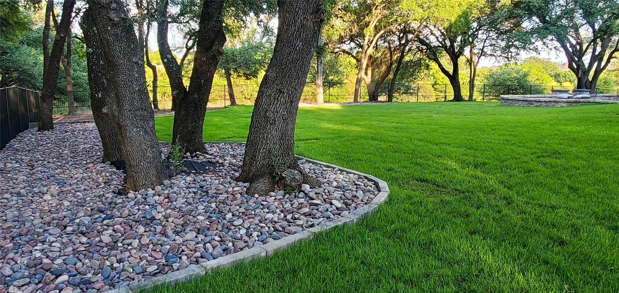 Single Family Residence For Sale in Hill County , 19069 Lakeview Court, Whitney, Texas 76692, 4 Bedroom, 4 Bathroom, 3 Garage spaces, 5,000 Sqft, built in 2016, mls#21221858, Real Estate Agent in Whitney, Homes For Sale in Hill county, Homes For Sale in Whitney, Realtor in Whitney Texas, Real Estate Brokerage Independent Realty Texas, Luminita Cordes Realtor
