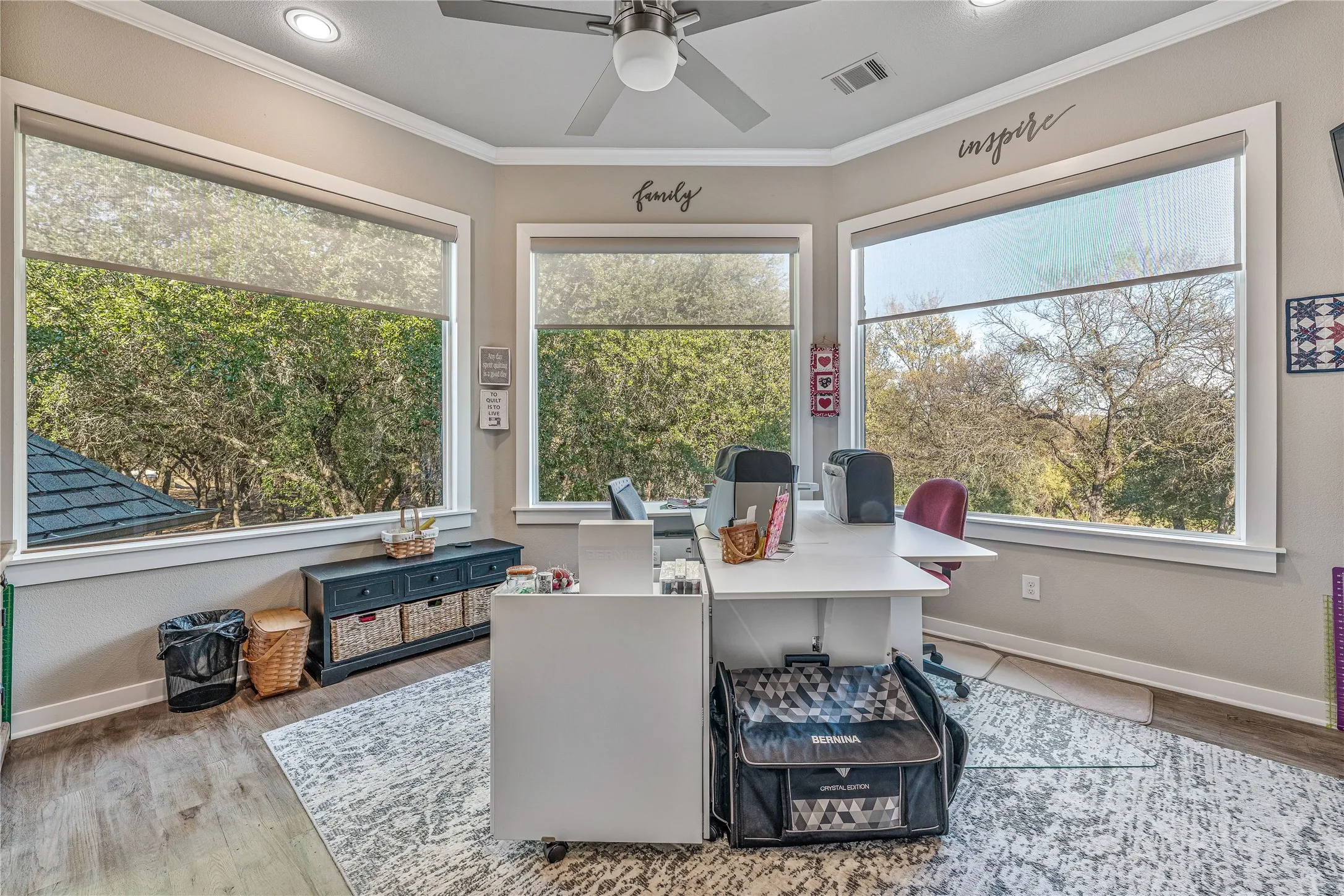 Single Family Residence For Sale in Hill County , 19069 Lakeview Court, Whitney, Texas 76692, 4 Bedroom, 4 Bathroom, 3 Garage spaces, 5,000 Sqft, built in 2016, mls#21221858, Real Estate Agent in Whitney, Homes For Sale in Hill county, Homes For Sale in Whitney, Realtor in Whitney Texas, Real Estate Brokerage Independent Realty Texas, Luminita Cordes Realtor