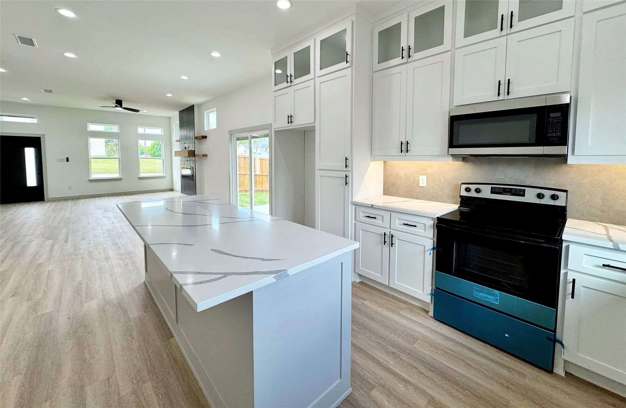 Single Family Residence For Sale in Hunt County , 1401 Clark Street, Greenville, Texas 75401, 3 Bedroom, 2 Bathroom, 2 Garage spaces, 1,287 Sqft, built in 2026, New Construction - Complete, mls#21224373, Real Estate Agent in Greenville, Homes For Sale in Hunt county, Homes For Sale in Greenville, Realtor in Greenville Texas, Real Estate Brokerage Independent Realty Texas, Luminita Cordes Realtor