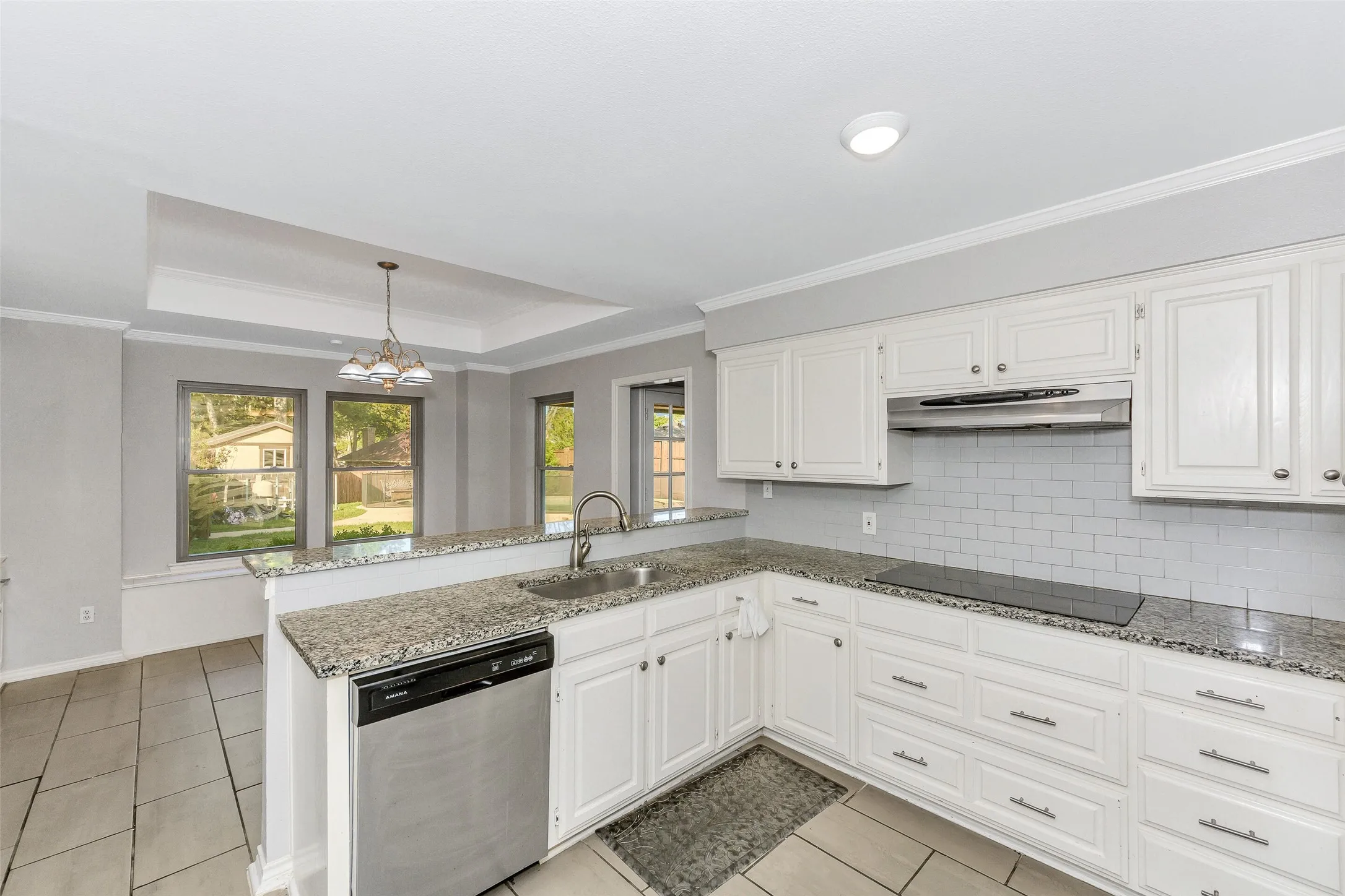 Single Family Residence For Sale in Dallas County , 1011 Briar Hill Circle, Duncanville, Texas 75137, 4 Bedroom, 3 Bathroom, 2 Garage spaces, 2,789 Sqft, built in 1984, Preowned, mls#21223804, Real Estate Agent in Duncanville, Homes For Sale in Dallas county, Homes For Sale in Duncanville, Realtor in Duncanville Texas, Real Estate Brokerage Independent Realty Texas, Luminita Cordes Realtor