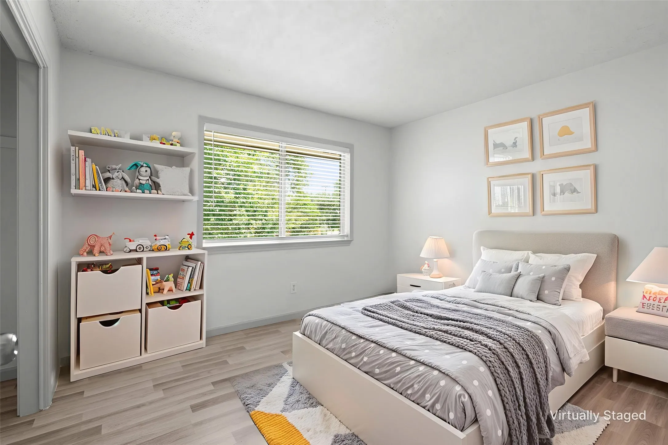 Condominium For Sale in Collin County , 2610 Custer Parkway D, Richardson, Texas 75080, 3 Bedroom, 3 Bathroom, Garage spaces, 1,824 Sqft, built in 1973, Preowned, mls#21224545, Real Estate Agent in Richardson, Homes For Sale in Collin county, Homes For Sale in Richardson, Realtor in Richardson Texas, Real Estate Brokerage Independent Realty Texas, Luminita Cordes Realtor
