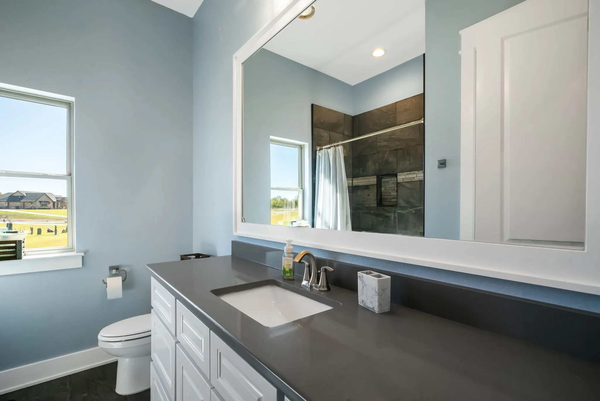 Single Family Residence For Sale in Parker County , 1103 Pioneer Crossing, Weatherford, Texas 76088, 3 Bedroom, 3 Bathroom, 2 Garage spaces, 2,796 Sqft, built in 2023, mls#21224586, Real Estate Agent in Weatherford, Homes For Sale in Parker county, Homes For Sale in Weatherford, Realtor in Weatherford Texas, Real Estate Brokerage Independent Realty Texas, Luminita Cordes Realtor