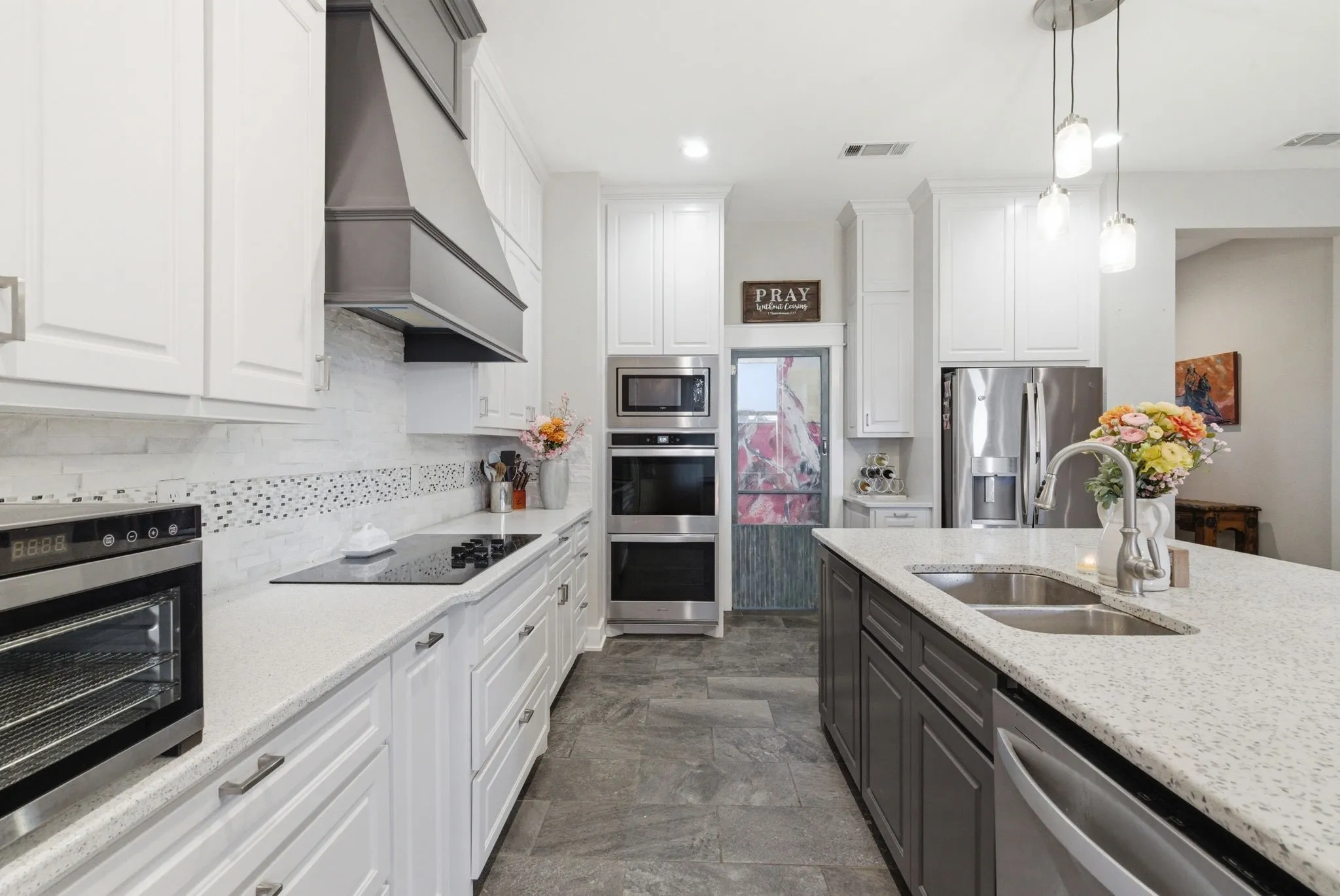 Single Family Residence For Sale in Parker County , 1103 Pioneer Crossing, Weatherford, Texas 76088, 3 Bedroom, 3 Bathroom, 2 Garage spaces, 2,796 Sqft, built in 2023, mls#21224586, Real Estate Agent in Weatherford, Homes For Sale in Parker county, Homes For Sale in Weatherford, Realtor in Weatherford Texas, Real Estate Brokerage Independent Realty Texas, Luminita Cordes Realtor