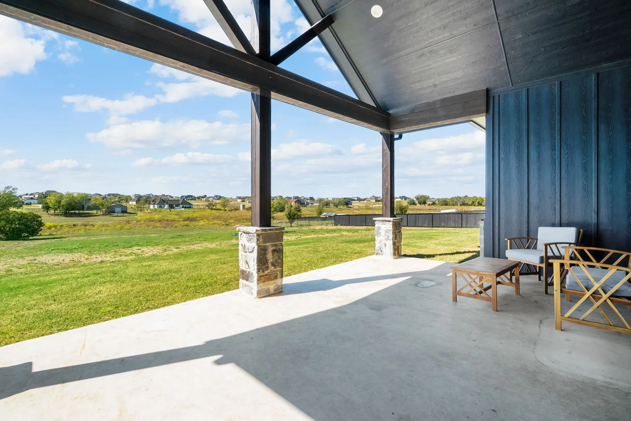 Single Family Residence For Sale in Parker County , 1103 Pioneer Crossing, Weatherford, Texas 76088, 3 Bedroom, 3 Bathroom, 2 Garage spaces, 2,796 Sqft, built in 2023, mls#21224586, Real Estate Agent in Weatherford, Homes For Sale in Parker county, Homes For Sale in Weatherford, Realtor in Weatherford Texas, Real Estate Brokerage Independent Realty Texas, Luminita Cordes Realtor