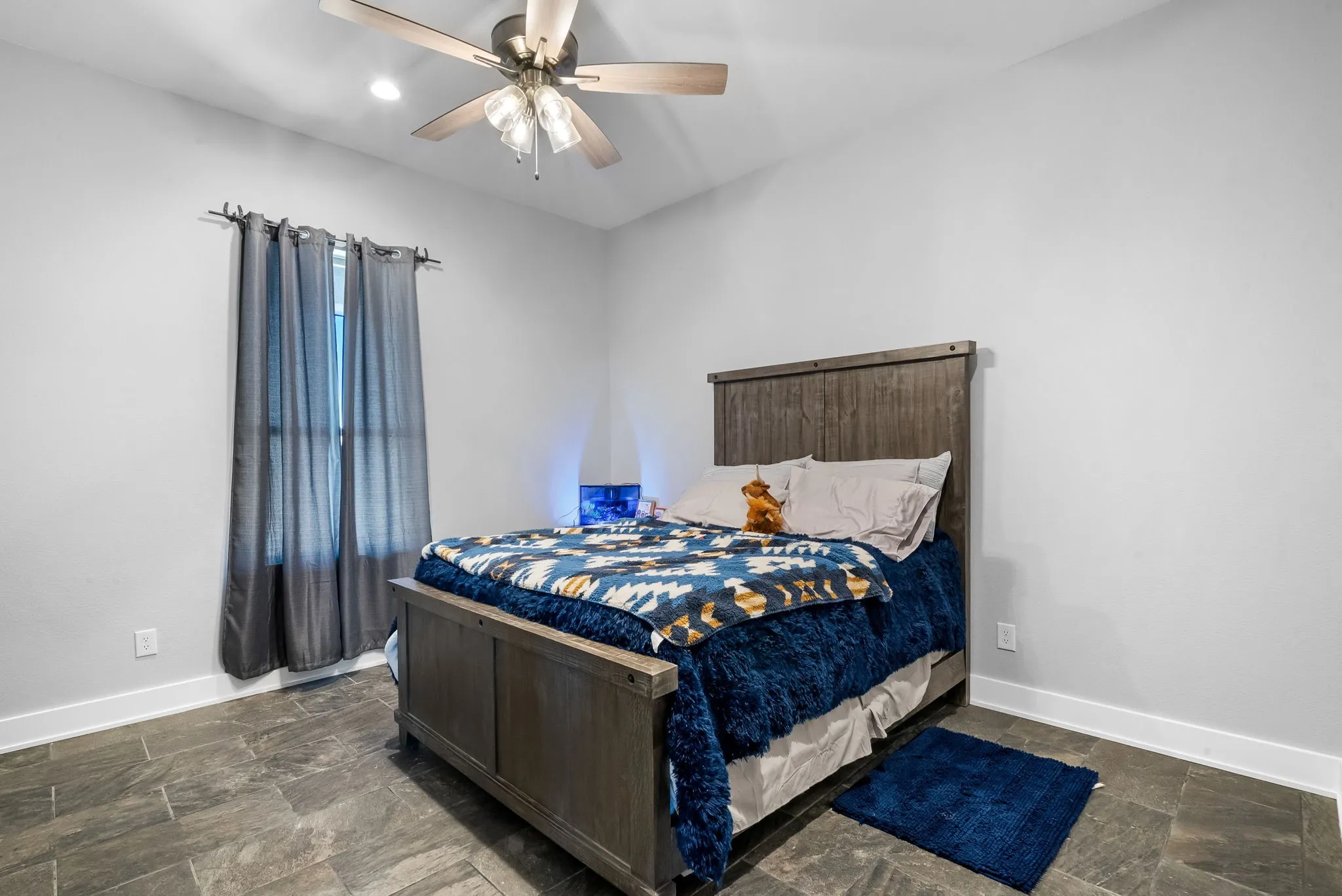 Single Family Residence For Sale in Parker County , 1103 Pioneer Crossing, Weatherford, Texas 76088, 3 Bedroom, 3 Bathroom, 2 Garage spaces, 2,796 Sqft, built in 2023, mls#21224586, Real Estate Agent in Weatherford, Homes For Sale in Parker county, Homes For Sale in Weatherford, Realtor in Weatherford Texas, Real Estate Brokerage Independent Realty Texas, Luminita Cordes Realtor