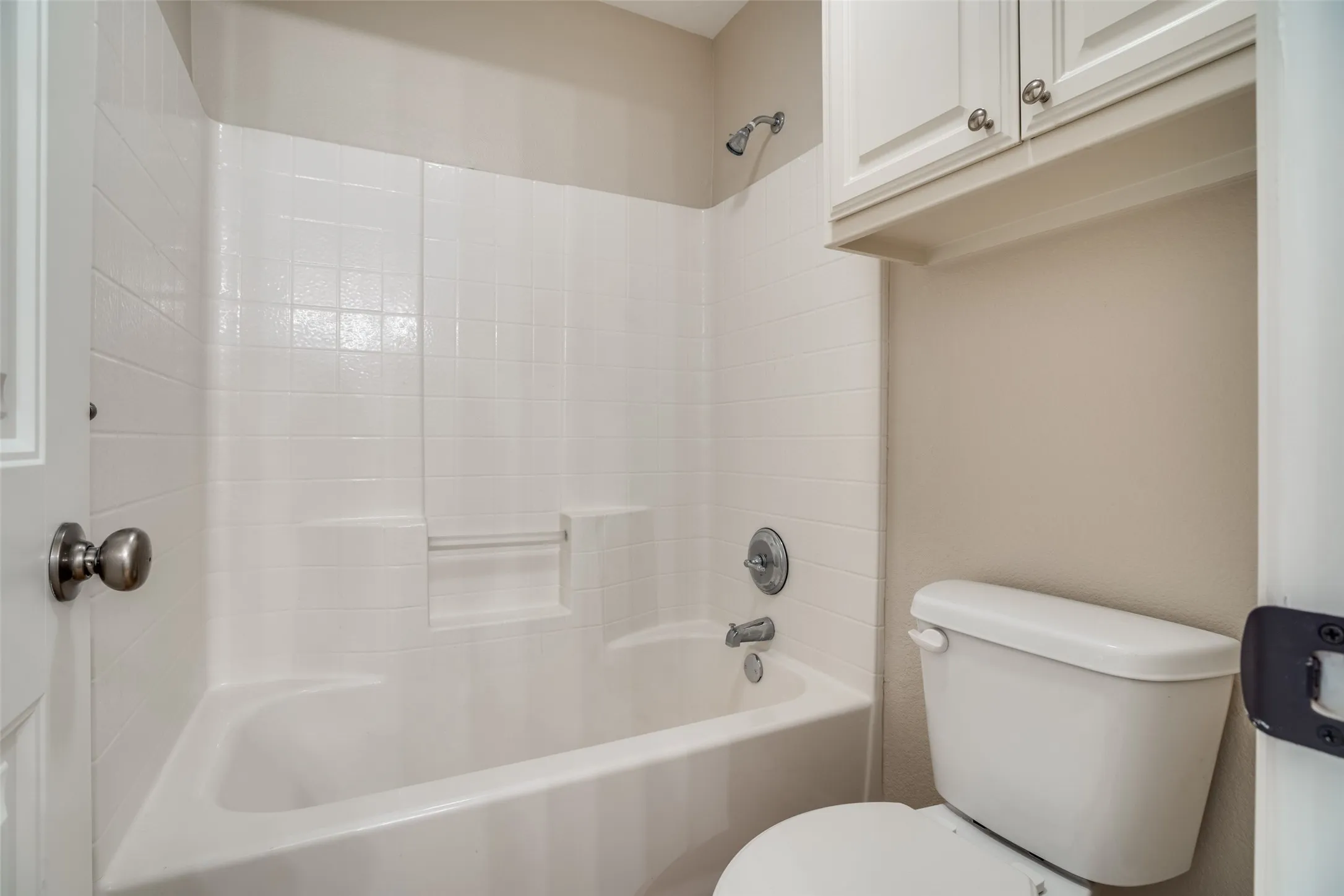 Single Family Residence For Sale in Denton County , 809 Longridge Drive, Denton, Texas 76205, 4 Bedroom, 3 Bathroom, 2 Garage spaces, 2,881 Sqft, built in 2005, Preowned, mls#21197930, Real Estate Agent in Denton, Homes For Sale in Denton county, Homes For Sale in Denton, Realtor in Denton Texas, Real Estate Brokerage Independent Realty Texas, Luminita Cordes Realtor