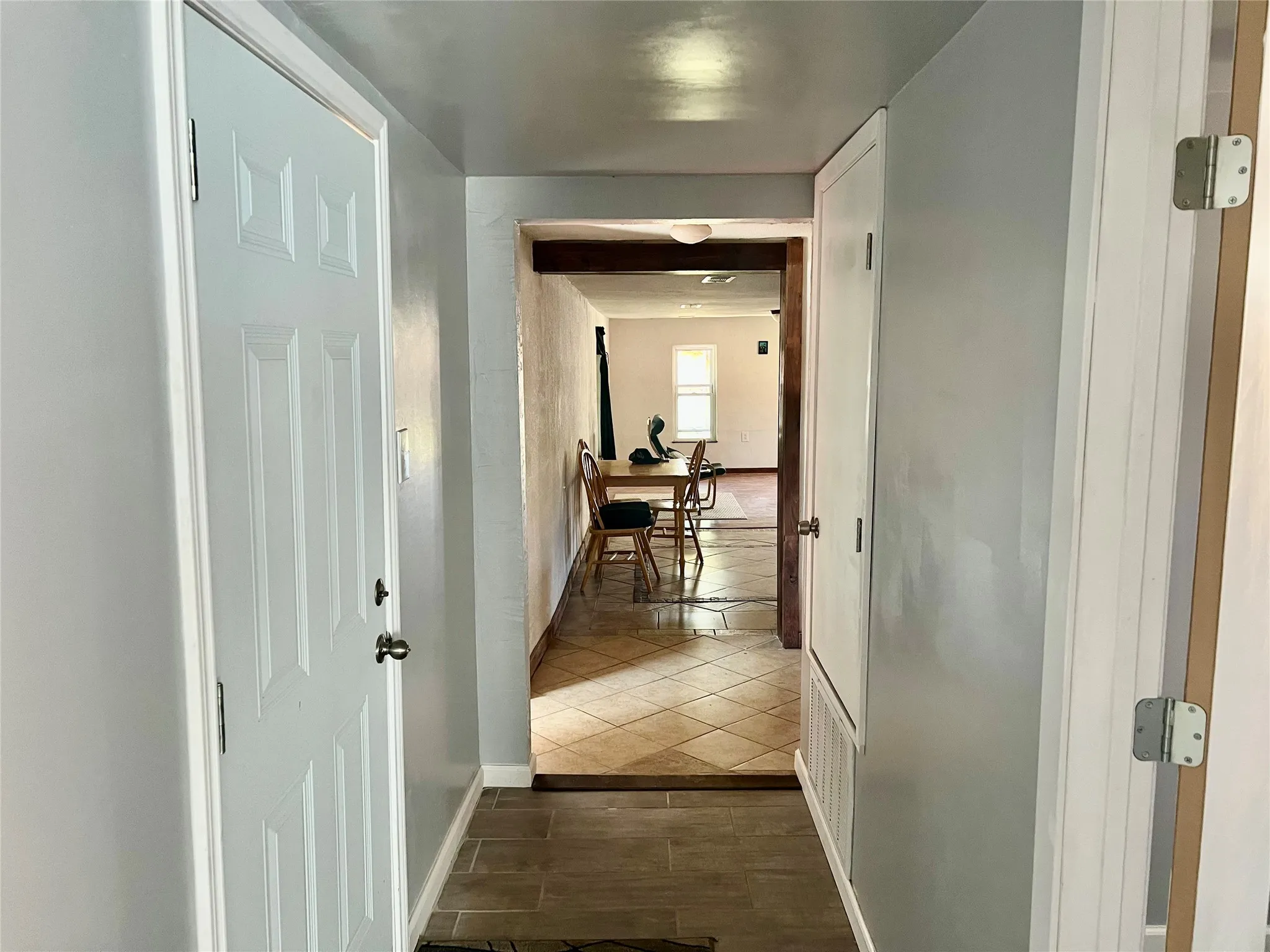 Single Family Residence For Sale in Montague County , 716 Baylor Street, Nocona, Texas 76255, 3 Bedroom, 1 Bathroom, Garage spaces, 997 Sqft, built in 1975, Preowned, mls#21224881, Real Estate Agent in Nocona, Homes For Sale in Montague county, Homes For Sale in Nocona, Realtor in Nocona Texas, Real Estate Brokerage Independent Realty Texas, Luminita Cordes Realtor